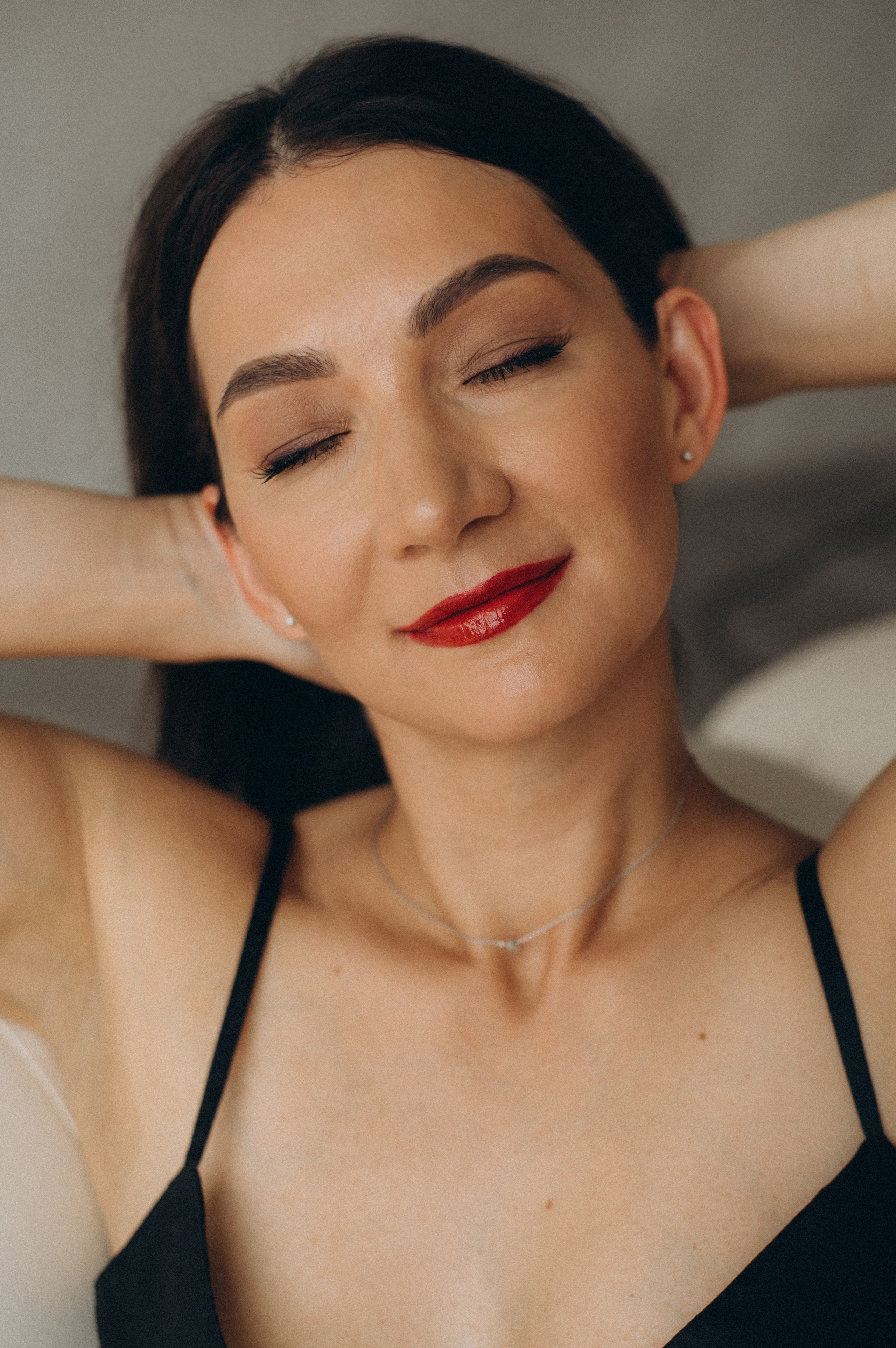 Індивідуальна фотосесія до дня народження у студії Тернопіль, інидвідуальна зйомка, портретний фотограф. Сімейний, дитячий та індивідуальний фотограф в м. Тернопіль, м. Львів