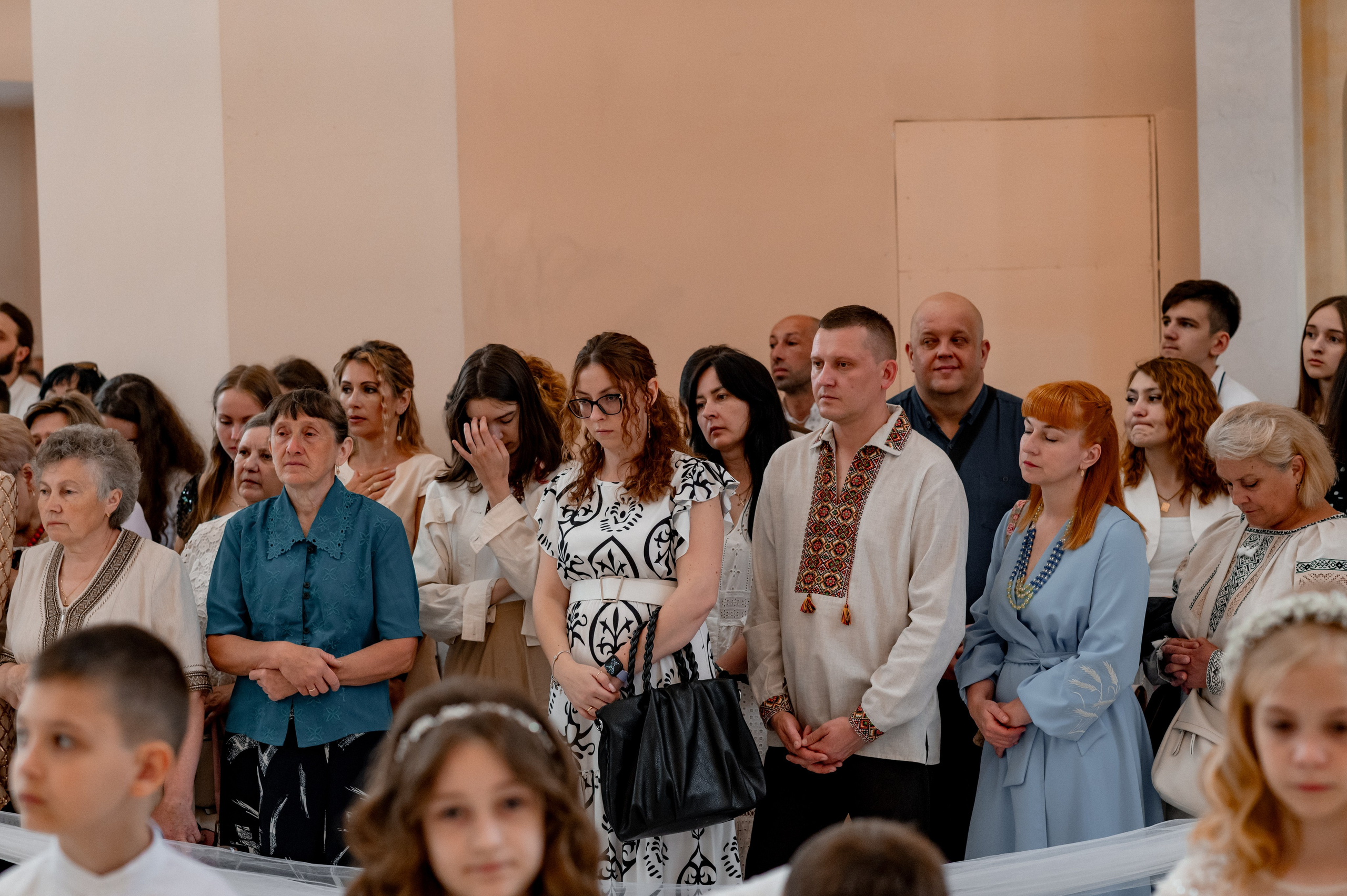 Фотосесія Першого Причастя Тернопіль, зйомка Причастя Тернопіль, Таїнство Першого Причастя Тернопіль, Катедра Причастя Тернопіль. Сімейний, дитячий та індивідуальний фотограф в м. Тернопіль, м. Львів