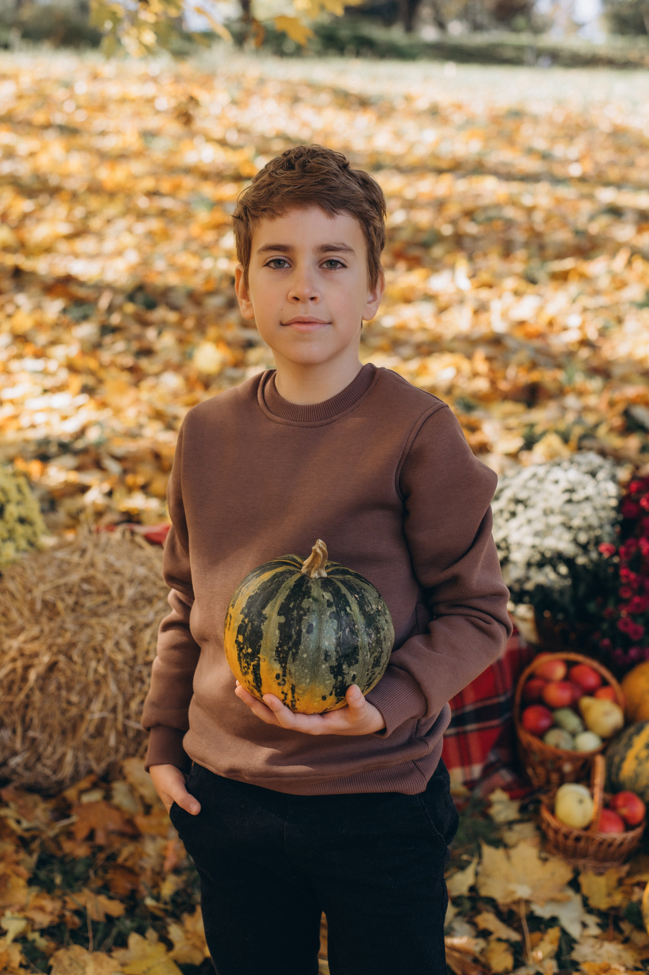 Осіння фотосесія 4 класу на віньєтки, випускні фотоальбоми Тернопіль, фотосесія випускників Тернопіль, шкільний випускний альбом Тернопіль. Сімейний, дитячий та індивідуальний фотограф в м. Тернопіль, м. Львів