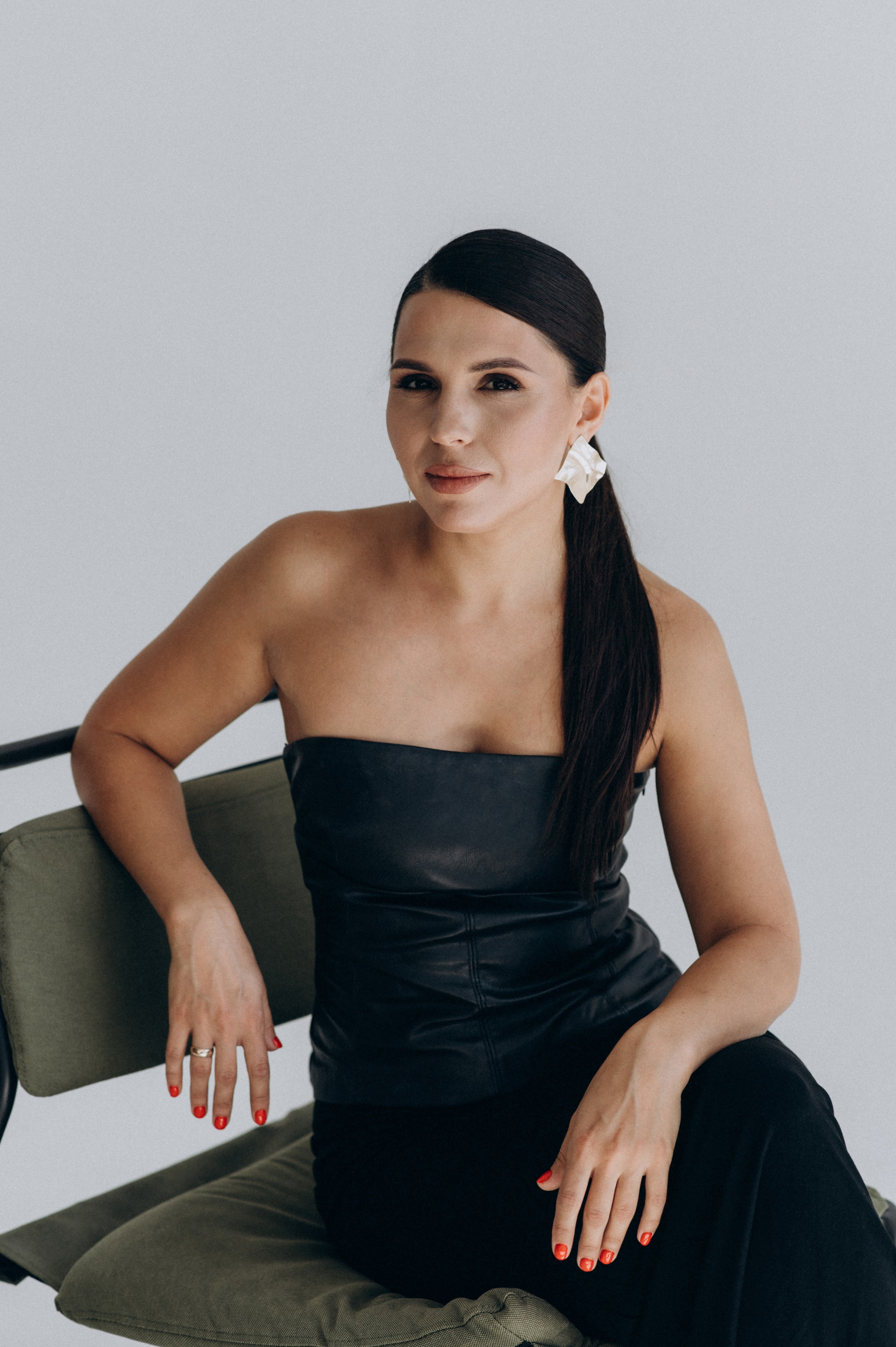 Портретна зйомка Тернопіль, контент-зйомка для лікаря, фотосесія лікаря у студії Тернопіль. Сімейний, дитячий та індивідуальний фотограф в м. Тернопіль, м. Львів