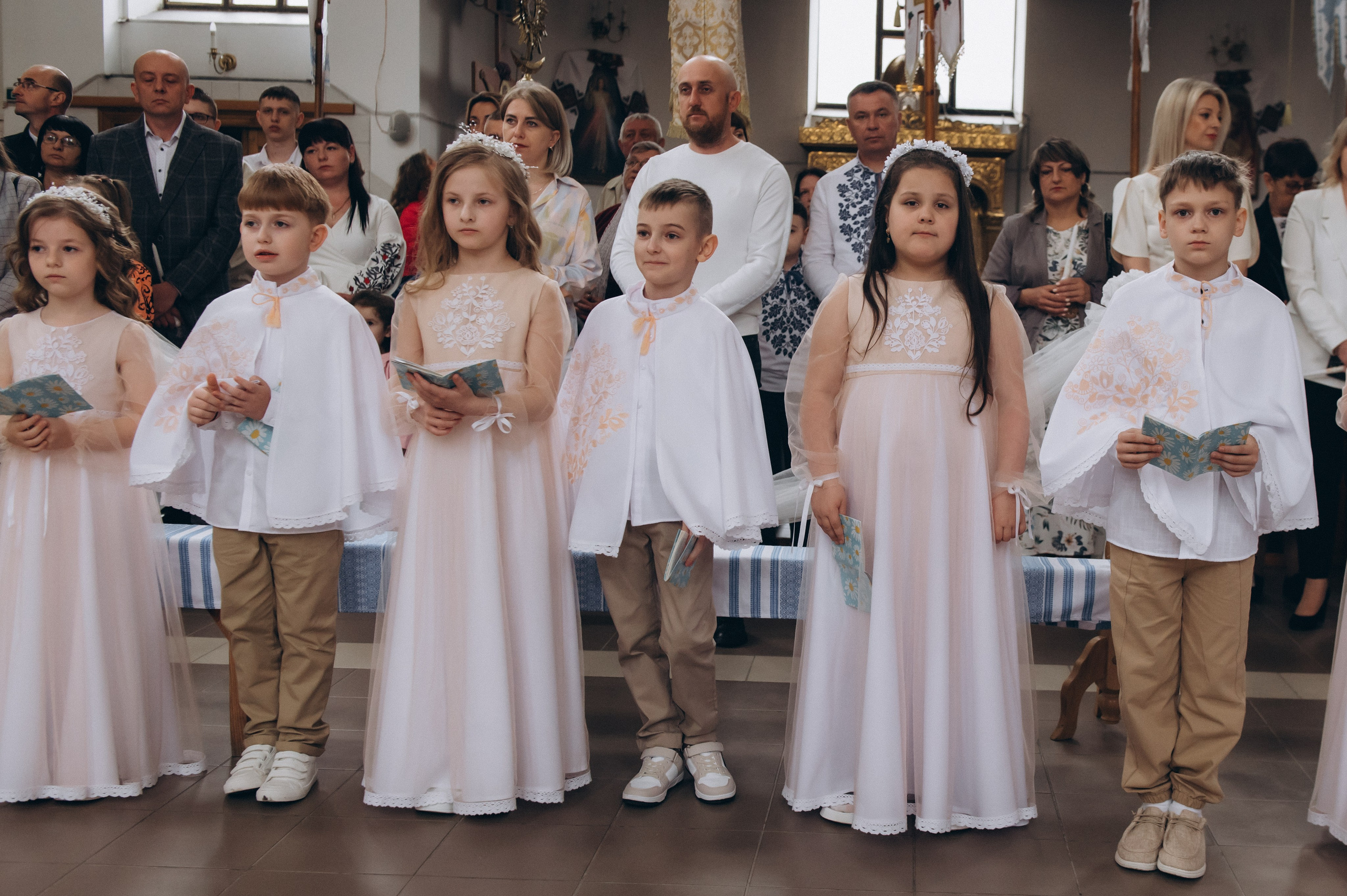 Фотосесія Причастя Тернопіль, зйомка Причастя, фотограф на Причастя Тернопіль, Причастя Львів, Причастя церква Михаїла Тернопіль. Сімейний, дитячий та індивідуальний фотограф в м. Тернопіль, м. Львів