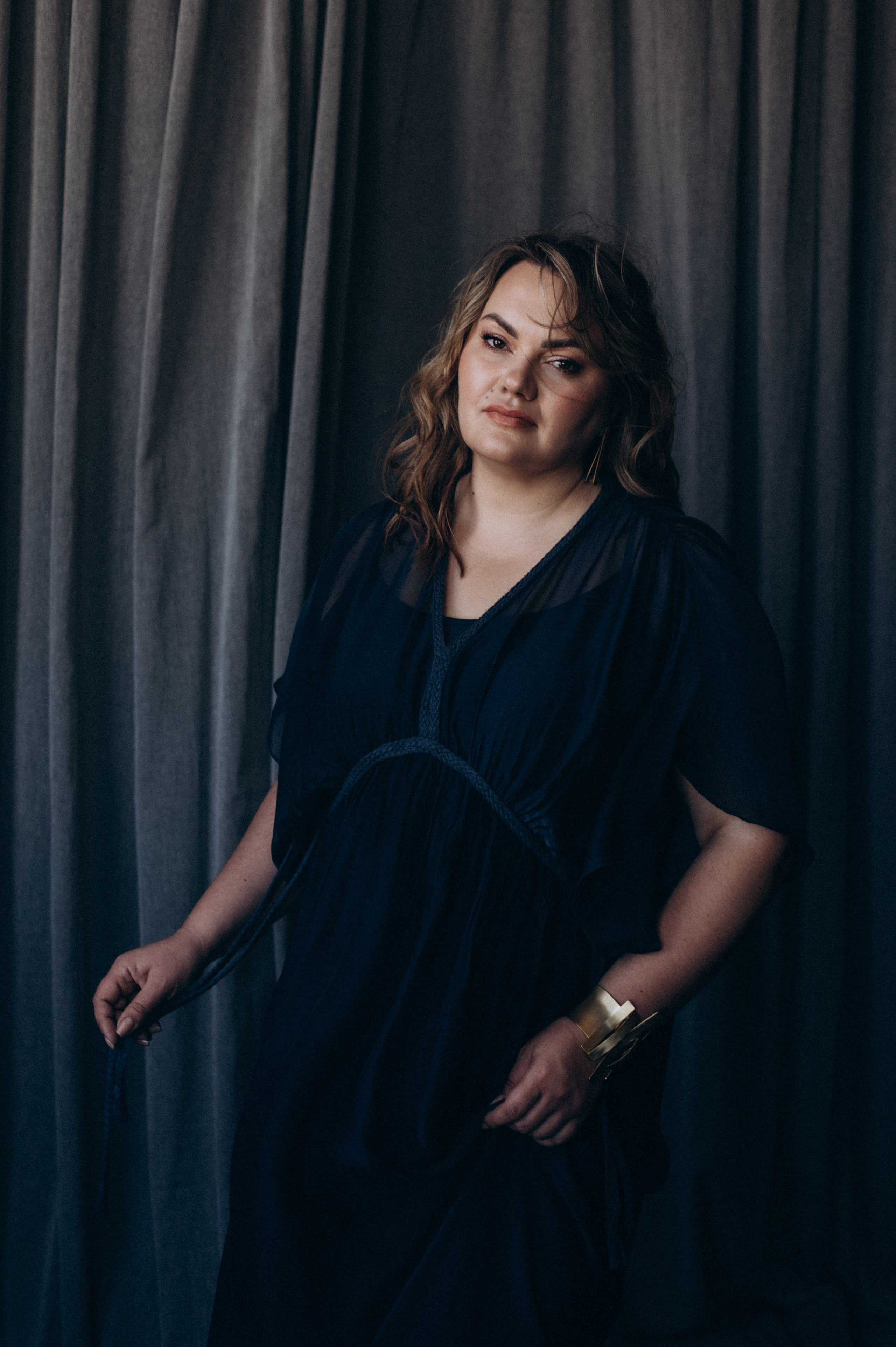 Індивідуальна фотосесія у студії Тернопіль, індивідуальна зйомка Львів. Сімейний, дитячий та індивідуальний фотограф в м. Тернопіль, м. Львів