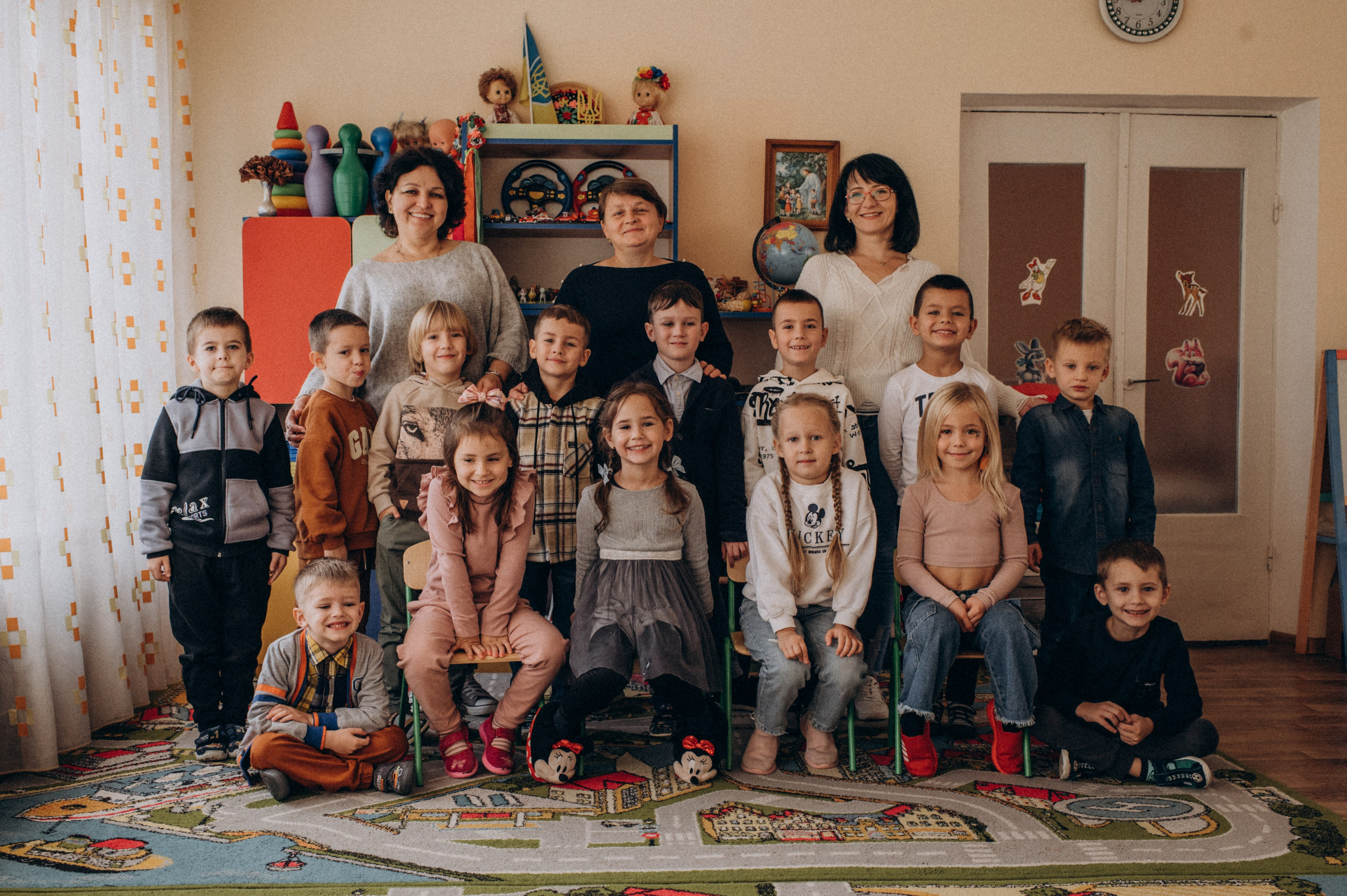 Фотосесія в дитячому садку, фотосесія на віньєтки, випускні фотоальбоми Тернопіль, шкільні фотоальбоми Тернопіль, зйомка випускного садочку. Сімейний, дитячий та індивідуальний фотограф в м. Тернопіль, м. Львів