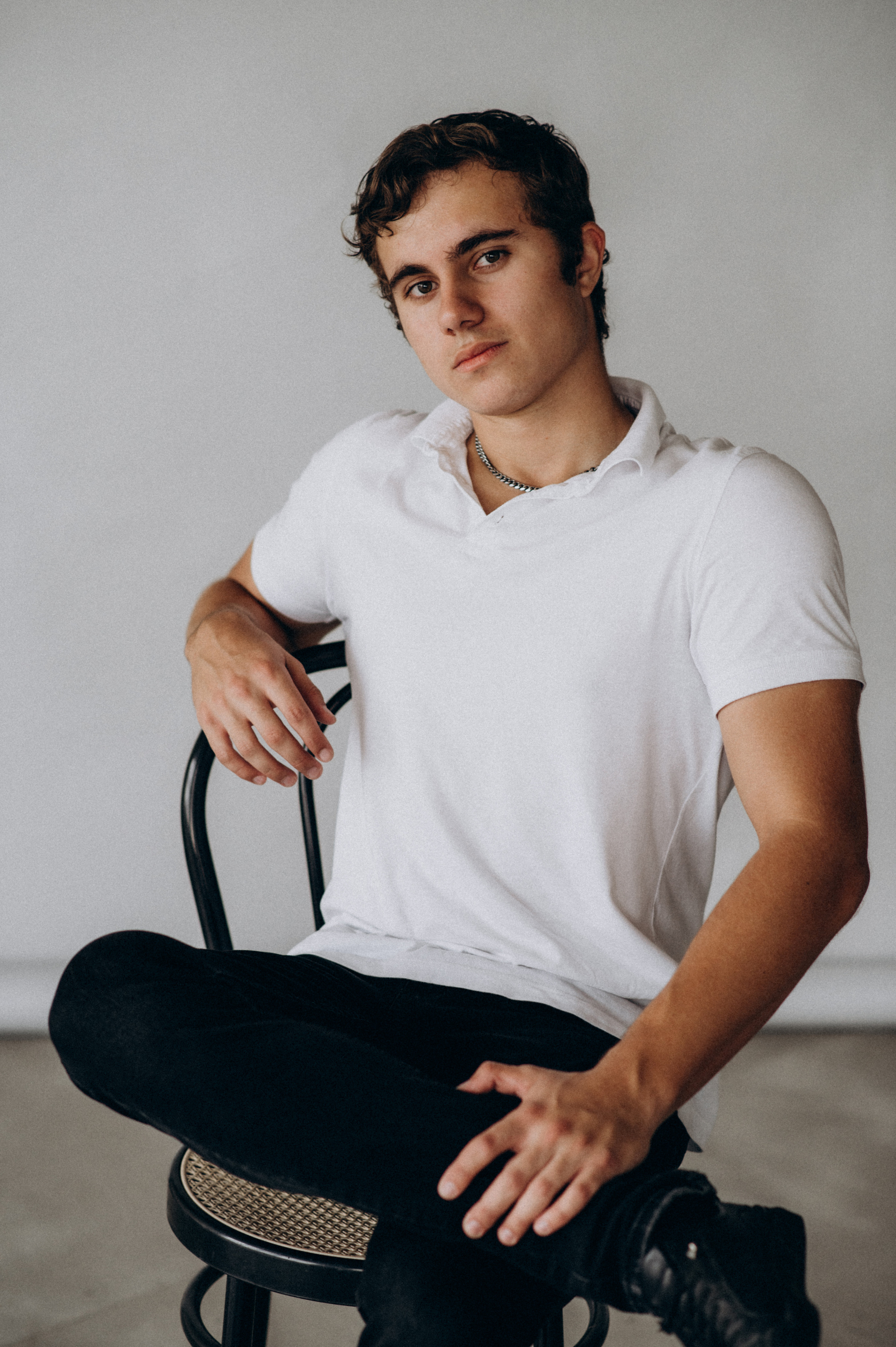 Фотосесія на віньєтки, фотосесія випускників, шкільна фотосесія. Сімейний, дитячий та індивідуальний фотограф в м. Тернопіль, м. Львів