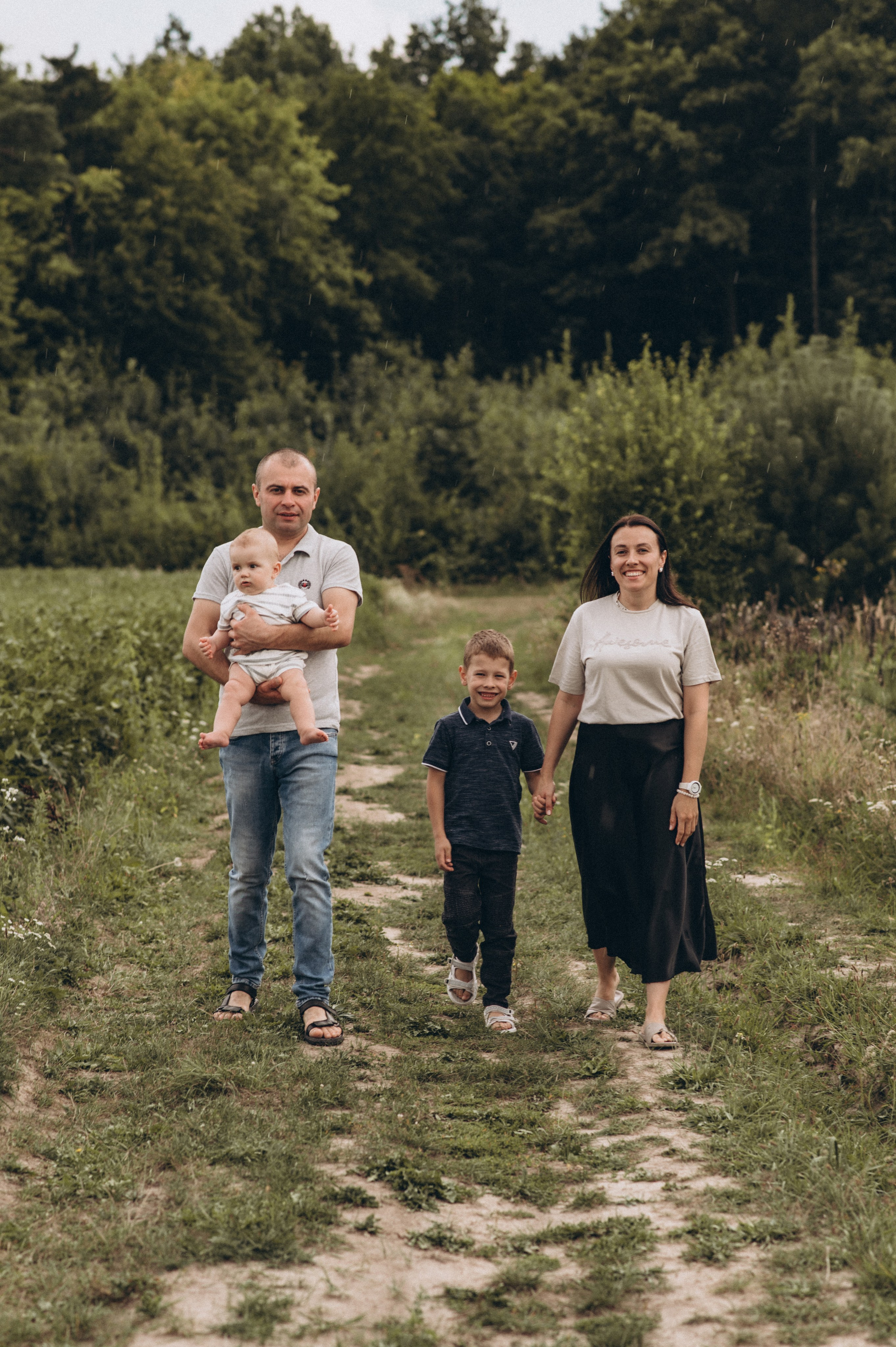 Сімейна фотосесія, сімейний фотограф Тернопіль, сімейна зйомка на природі. Сімейний, дитячий та індивідуальний фотограф в м. Тернопіль, м. Львів