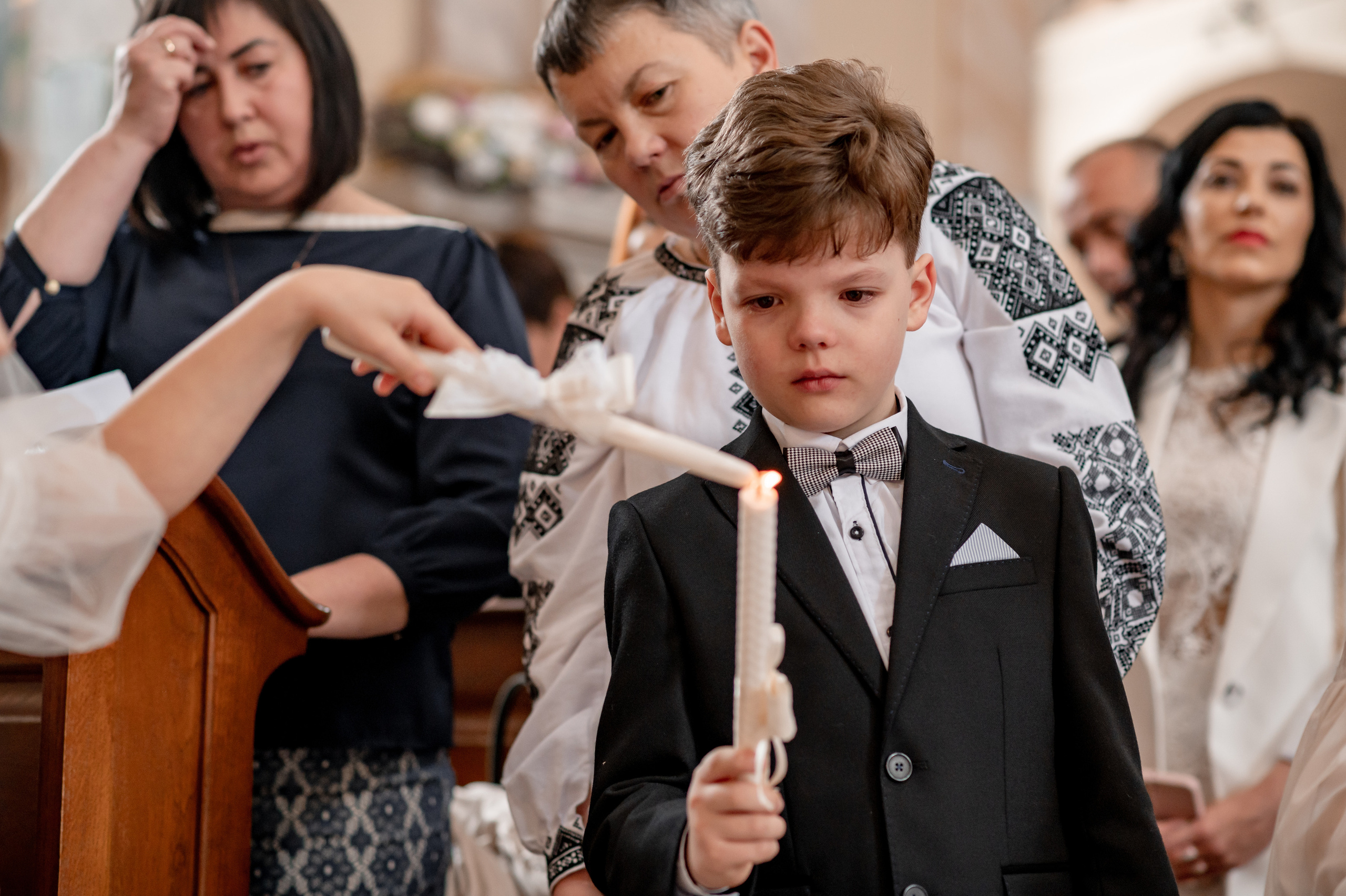 Фотосесія Першого Причастя Тернопіль, зйомка Причастя Тернопіль, Таїнство Першого Причастя Тернопіль, Катедра Причастя Тернопіль. Сімейний, дитячий та індивідуальний фотограф в м. Тернопіль, м. Львів