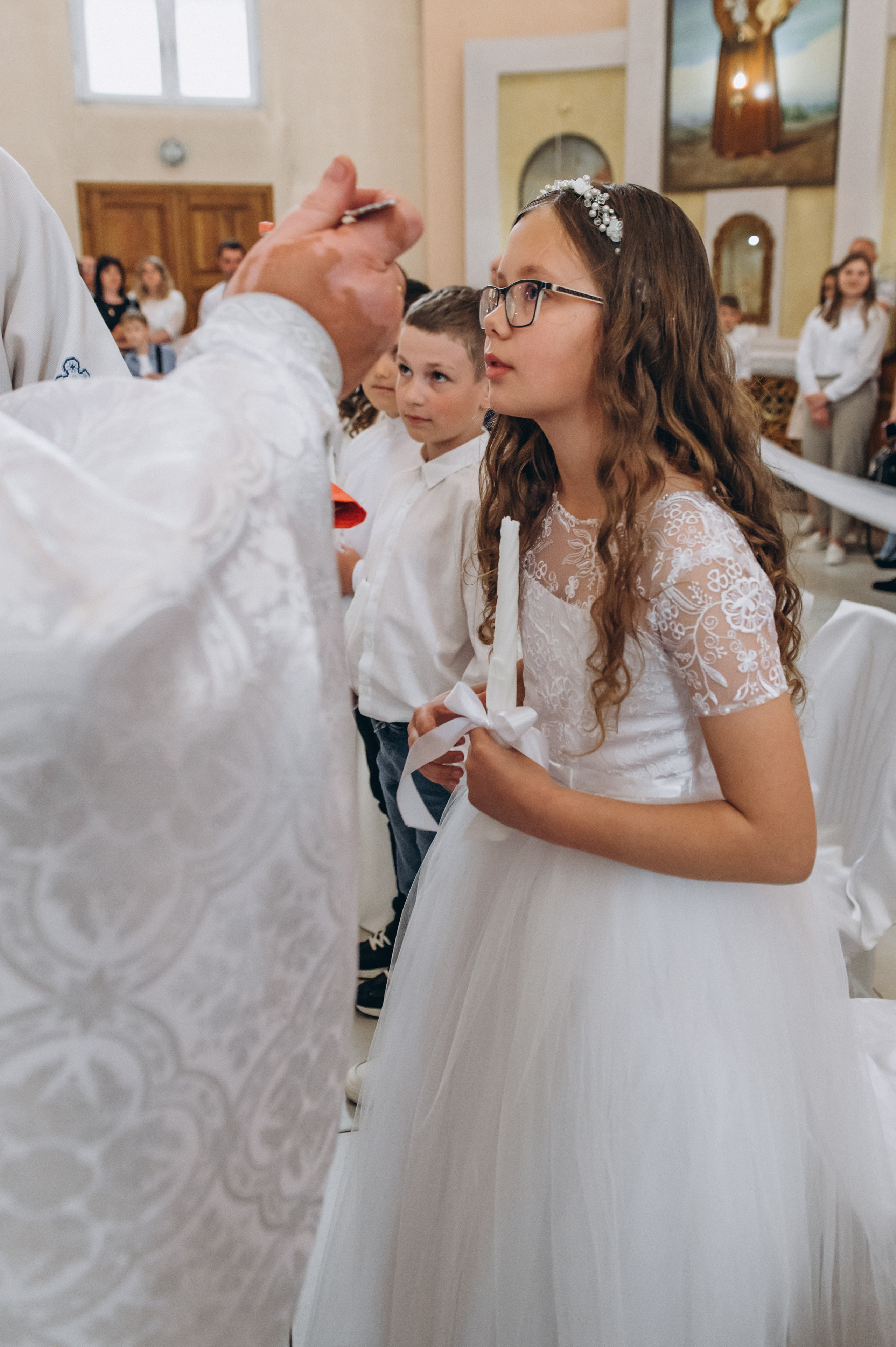 Фотосесія Причастя Тернопіль, зйомка Причастя, фотограф на Причастя Тернопіль, Причастя Львів, церква Петра і Павла. Сімейний, дитячий та індивідуальний фотограф в м. Тернопіль, м. Львів
