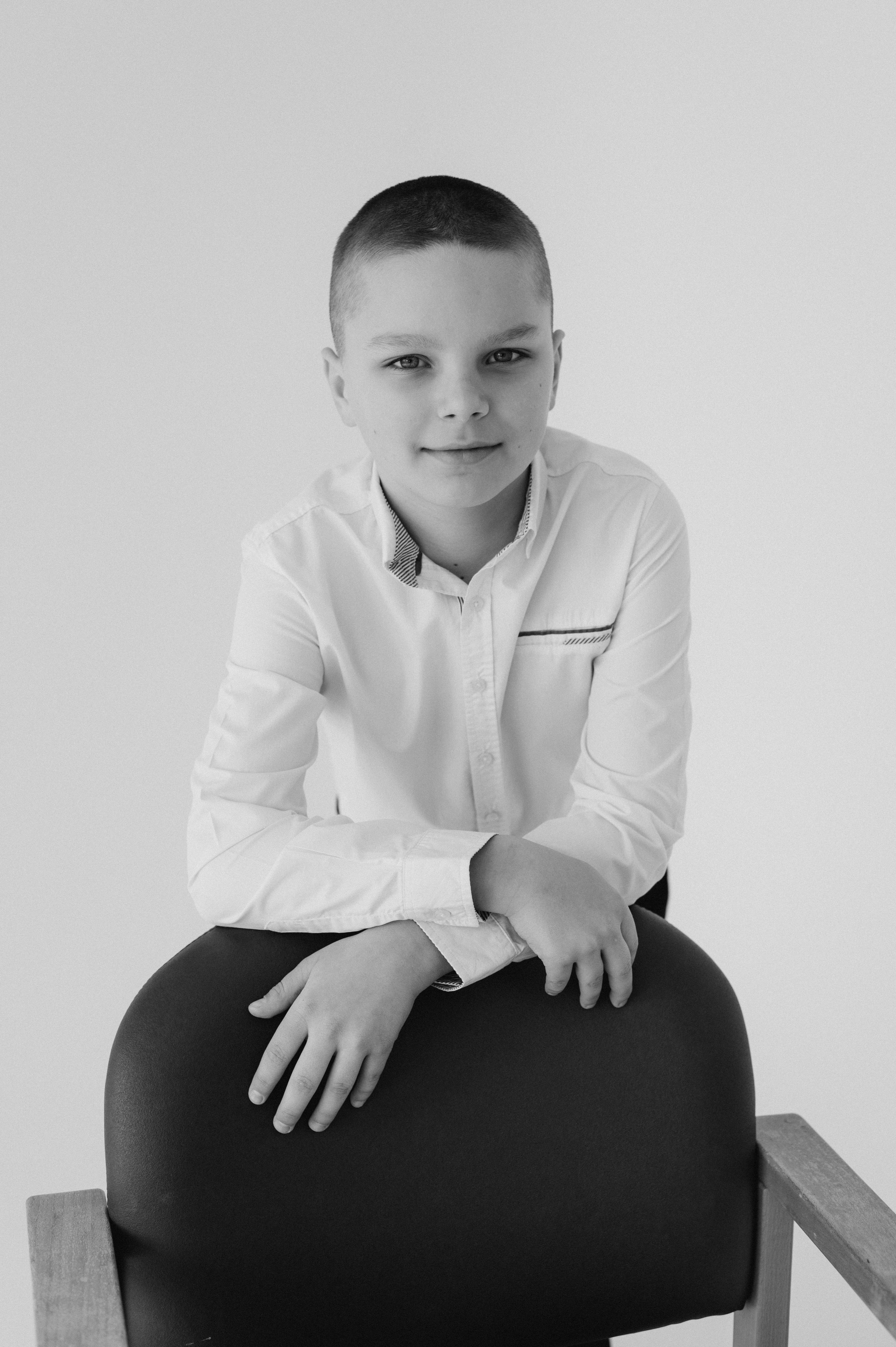 Шкільна фотосесія на віньєтки Тернопіль, шкільні альбоми, фотосесія випускників Тернопіль, випускний альбом, фотограф випускний Тернопіль. Сімейний, дитячий та індивідуальний фотограф в м. Тернопіль, м. Львів