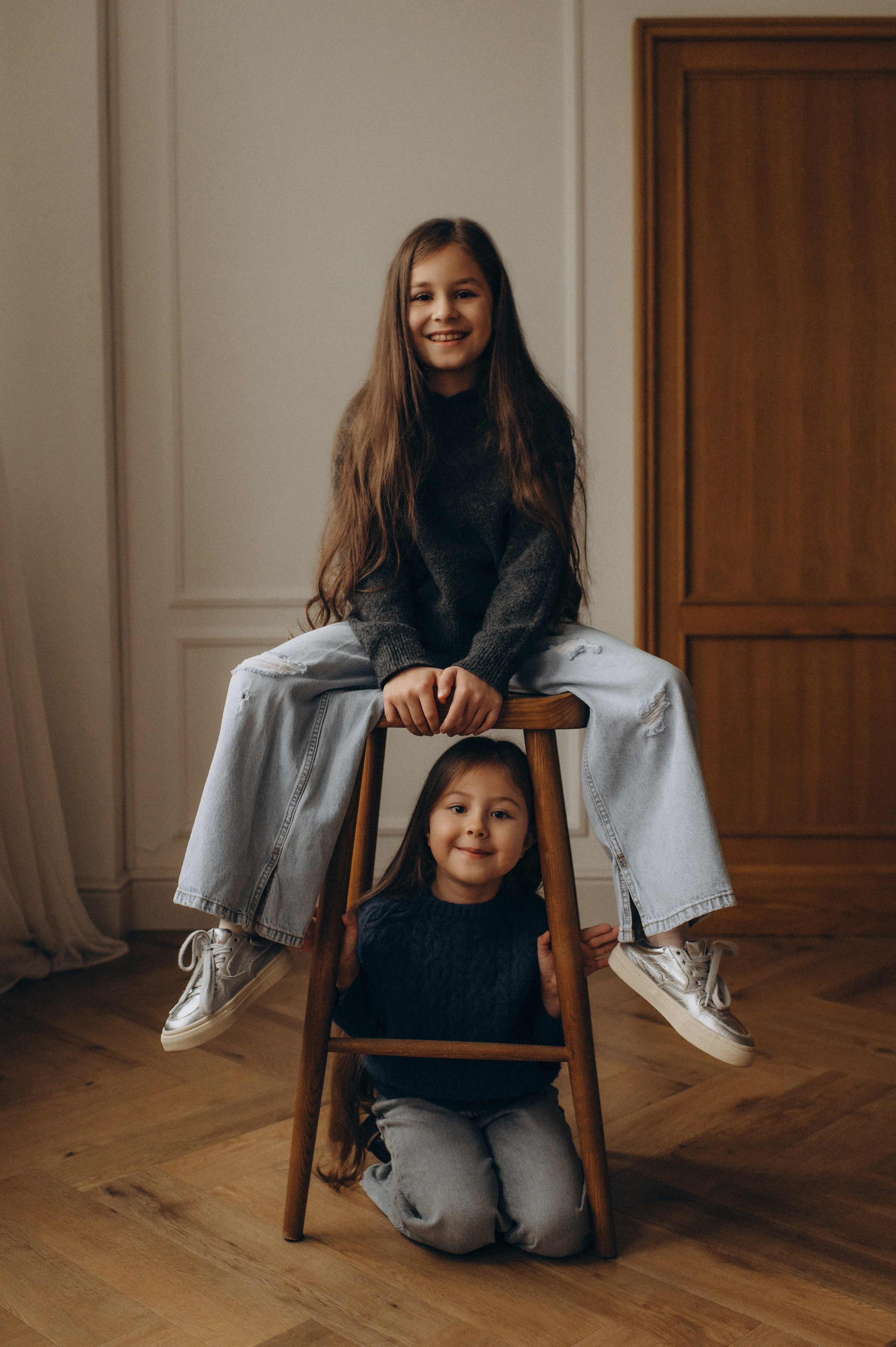 Фотосесія сестричок Тернопіль, зйомка сестрички, сімейний фотограф Тернопіль, портретний фотограф Тернопіль, фотосесія дітей. Сімейний, дитячий та індивідуальний фотограф в м. Тернопіль, м. Львів