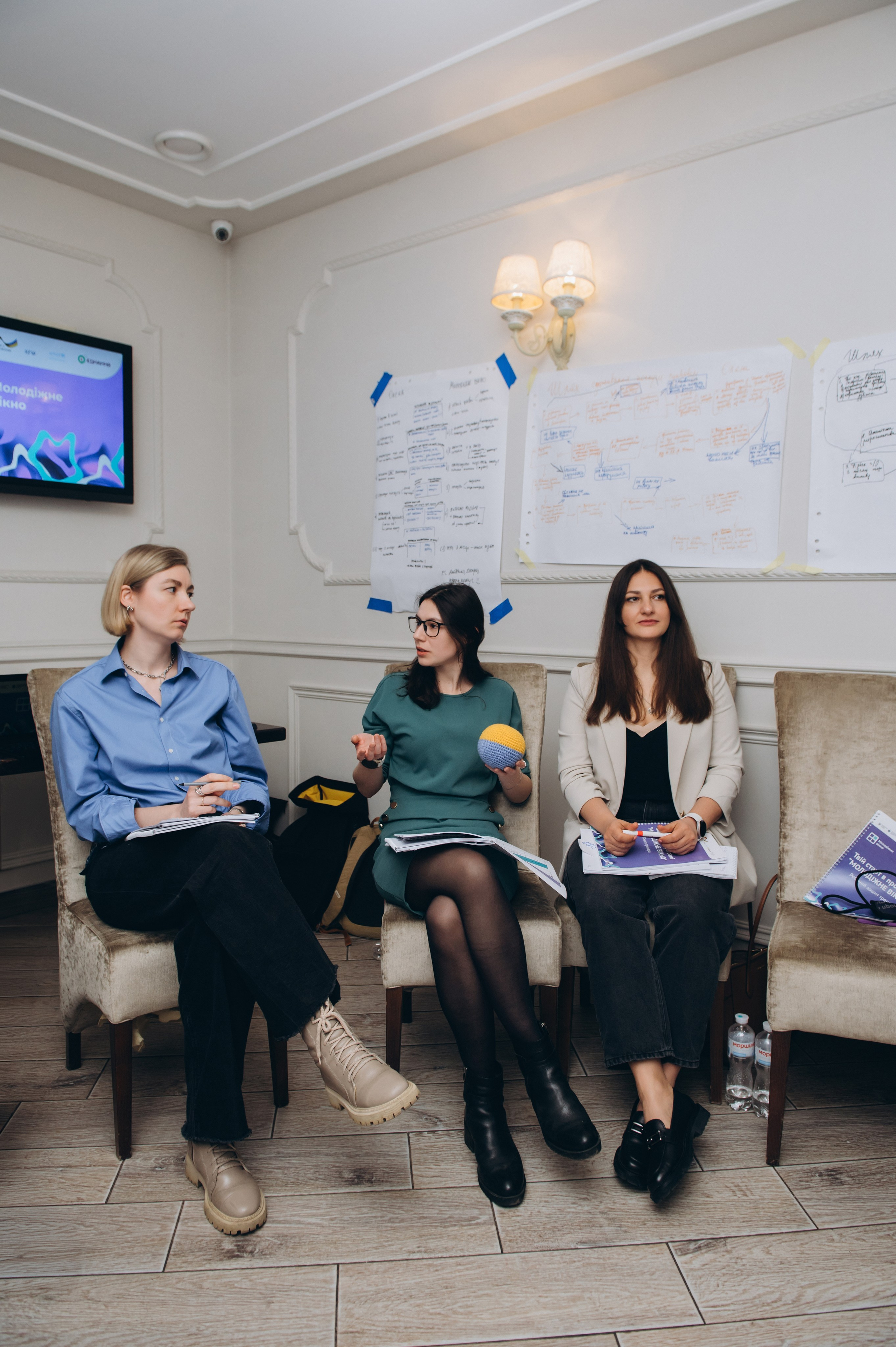 Репортажна фотосесія Тернопіль, репортажна зйомка заходу Тернопіль, зйомка конференцій, майстер-класів, тренінгів Тернопіль. Сімейний, дитячий та індивідуальний фотограф в м. Тернопіль, м. Львів