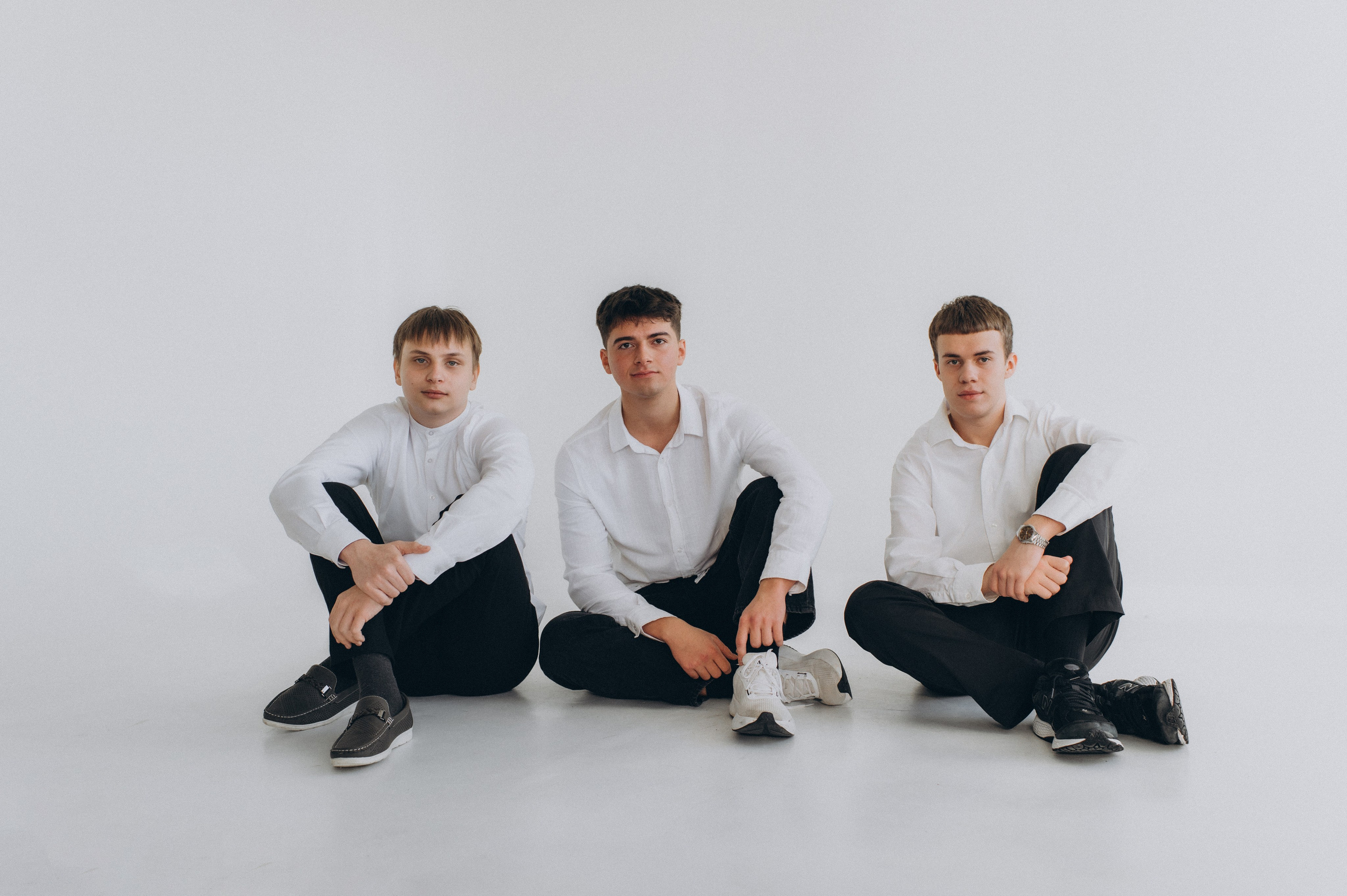 Фотосесія випускників, фотосесія на віньєтки Тернопіль, випускники Тернопіль, випуск 2025. Сімейний, дитячий та індивідуальний фотограф в м. Тернопіль, м. Львів