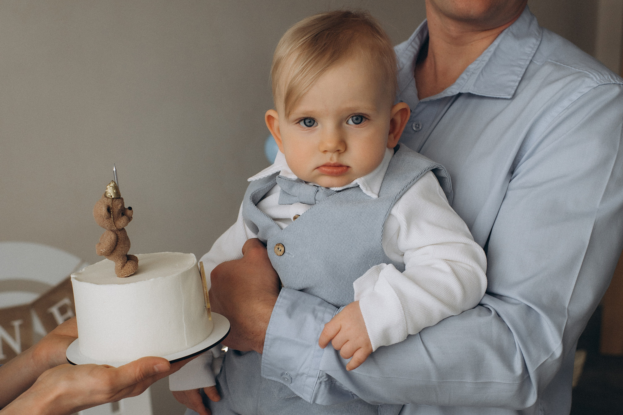 Зйомка дня народження дитини, фотосесія 1 рік Тернопіль, сімейний фотограф Тернопіль, сімейна фотосесія Тернопіль, перший тортик малюка. Сімейний, дитячий та індивідуальний фотограф в м. Тернопіль, м. Львів