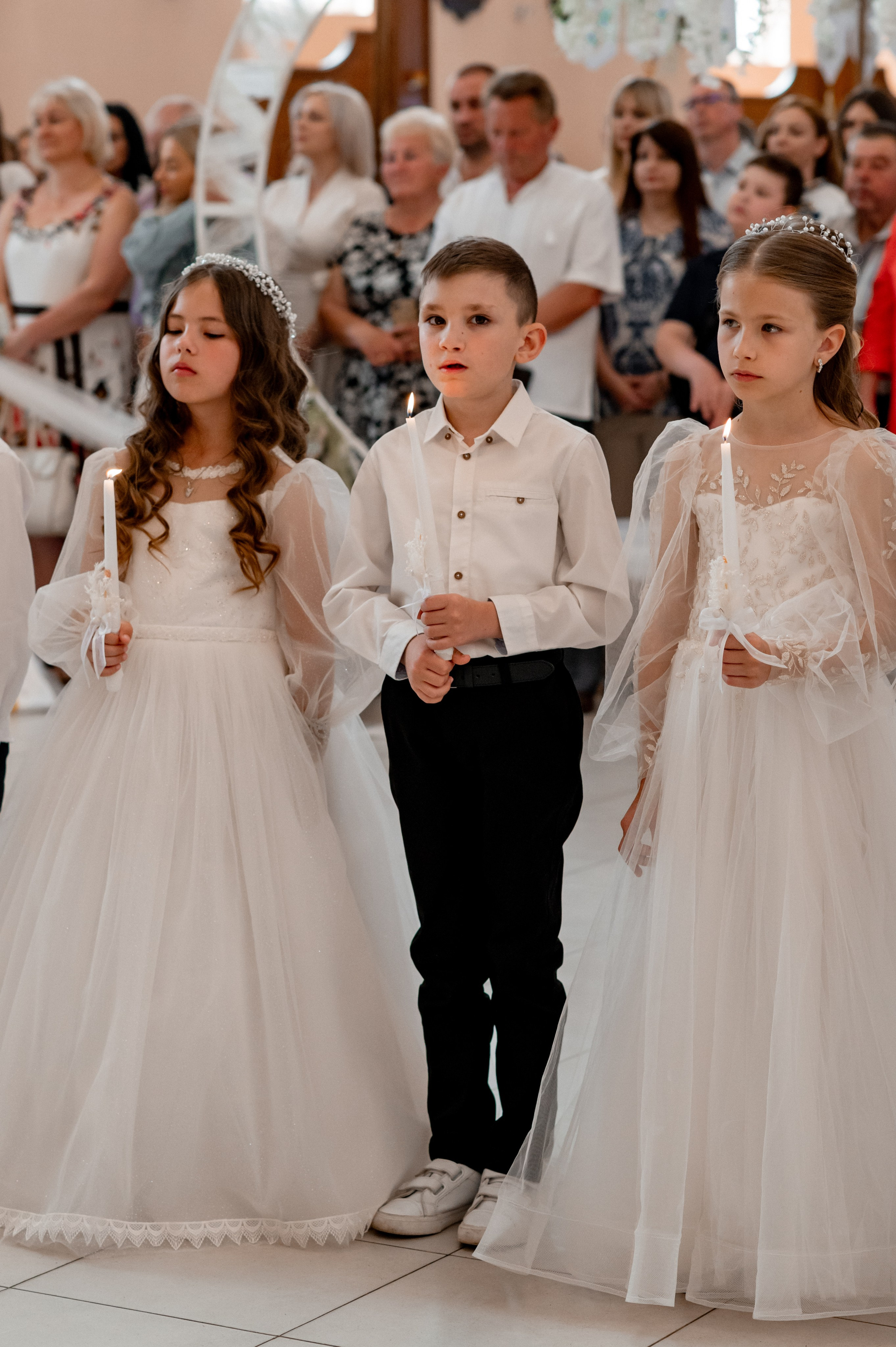 Фотосесія Першого Причастя Тернопіль, зйомка Причастя Тернопіль, Таїнство Першого Причастя Тернопіль, Катедра Причастя Тернопіль. Сімейний, дитячий та індивідуальний фотограф в м. Тернопіль, м. Львів