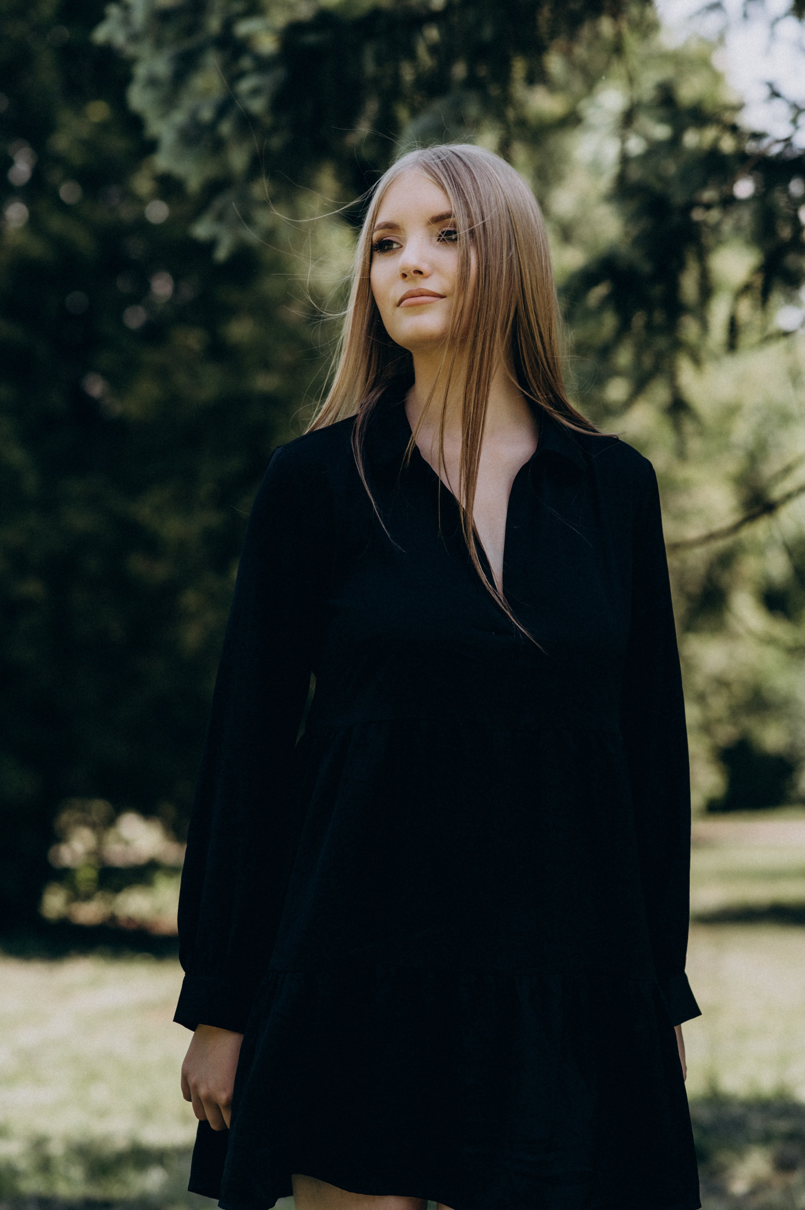 Фотосесія випускників, зйомка випускників Тернопіль Львів, випускні фотоальбоми Тернопіль, шкільні фотоальбоми Тернопіль. Сімейний, дитячий та індивідуальний фотограф в м. Тернопіль, м. Львів