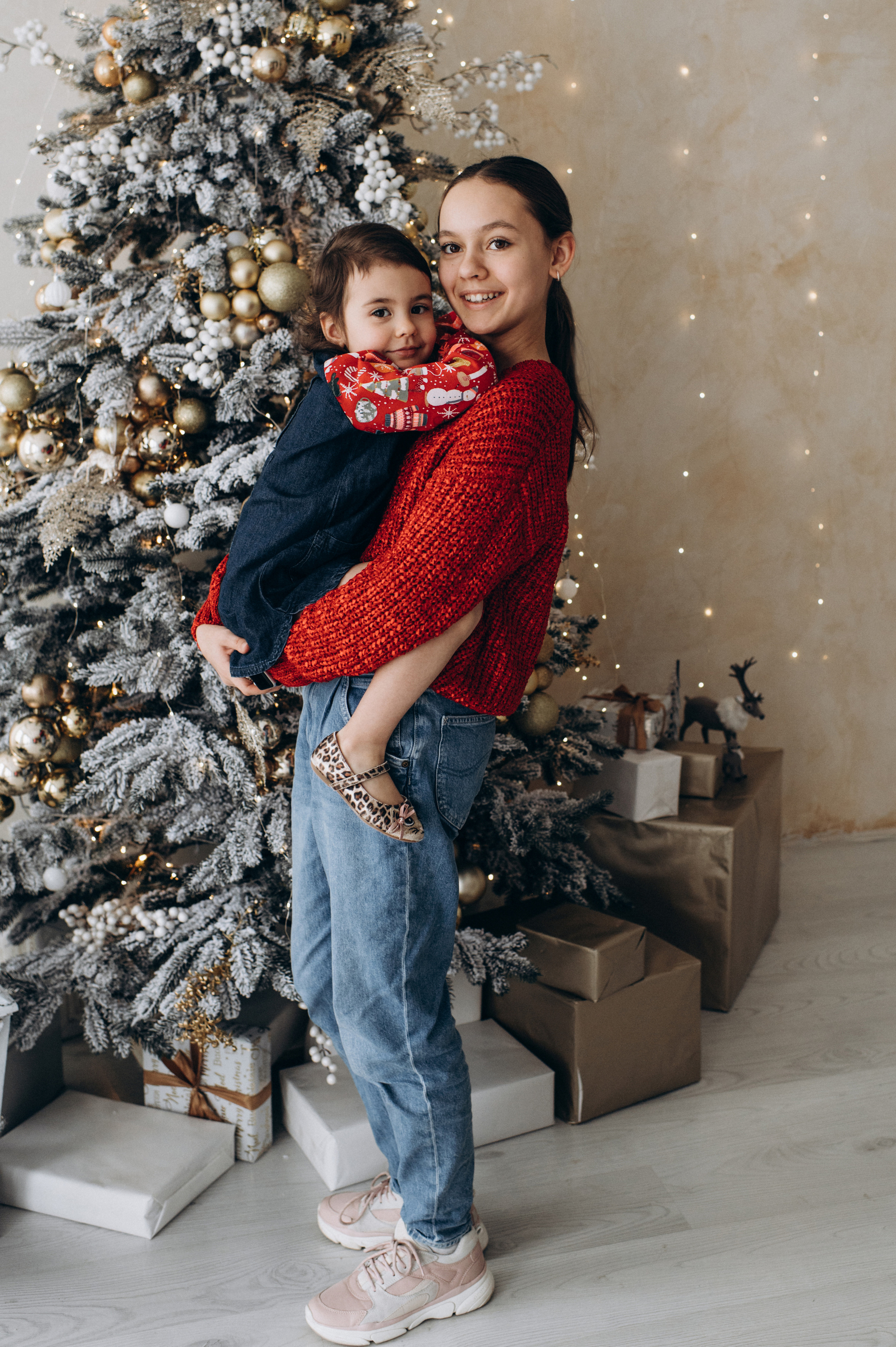 Новорічна сімейна фотосесія Сімейна фотосесія Тернопіль, сімейний фотограф Тернопіль, сімейний фотограф Львів, сімейна зйомка Тернопіль. Сімейний, дитячий та індивідуальний фотограф в м. Тернопіль, м. Львів