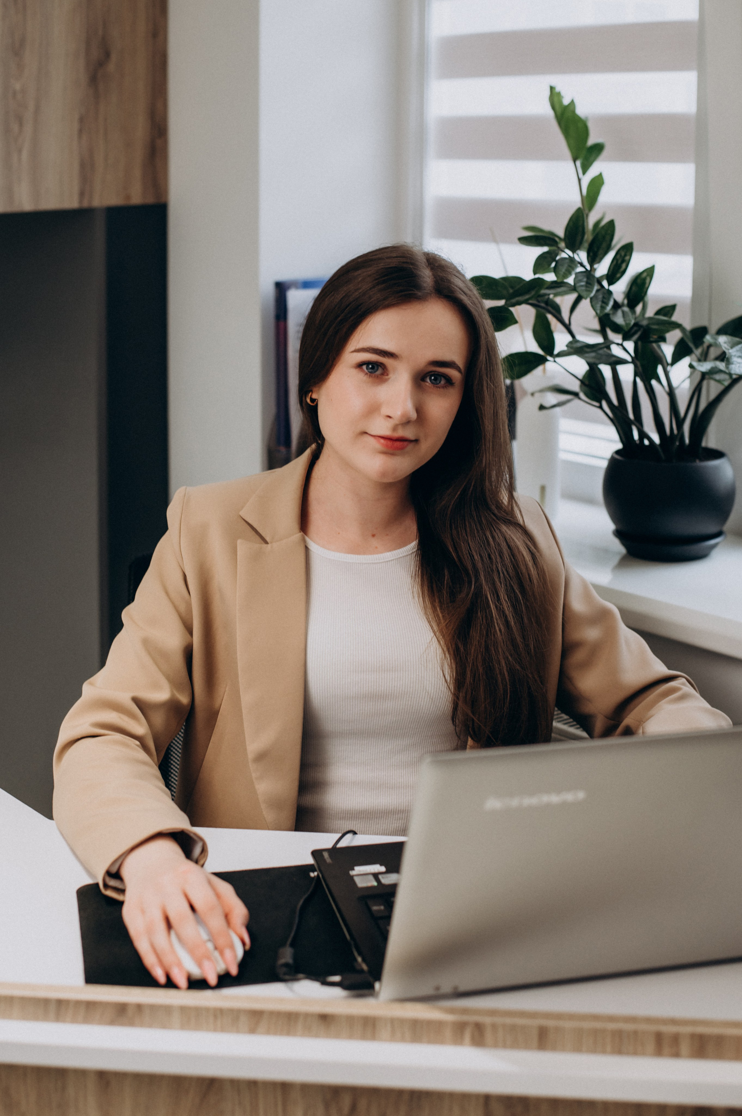 Фотосесія стоматології, зйомка стоматологічної клініки, контент для стоматолога. Сімейний, дитячий та індивідуальний фотограф в м. Тернопіль, м. Львів