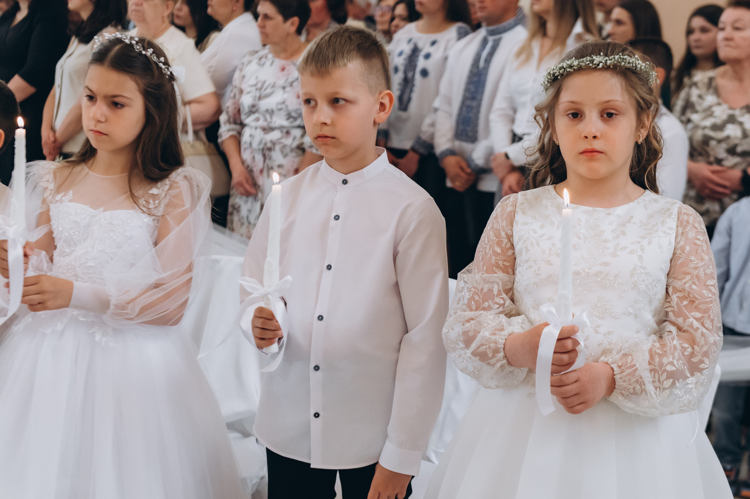 Фотосесія Причастя Тернопіль, зйомка Причастя, фотограф на Причастя Тернопіль, Причастя Львів, церква Петра і Павла. Сімейний, дитячий та індивідуальний фотограф в м. Тернопіль, м. Львів