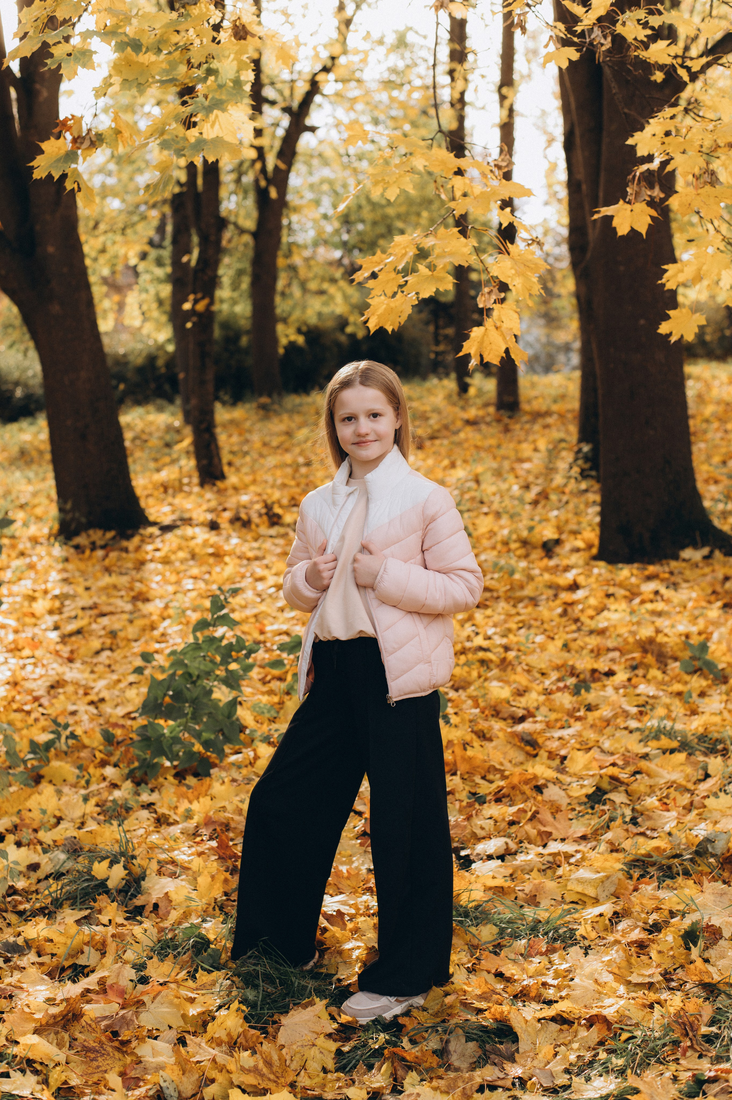 Осіння фотосесія 4 класу на віньєтки, випускні фотоальбоми Тернопіль, фотосесія випускників Тернопіль, шкільний випускний альбом Тернопіль. Сімейний, дитячий та індивідуальний фотограф в м. Тернопіль, м. Львів