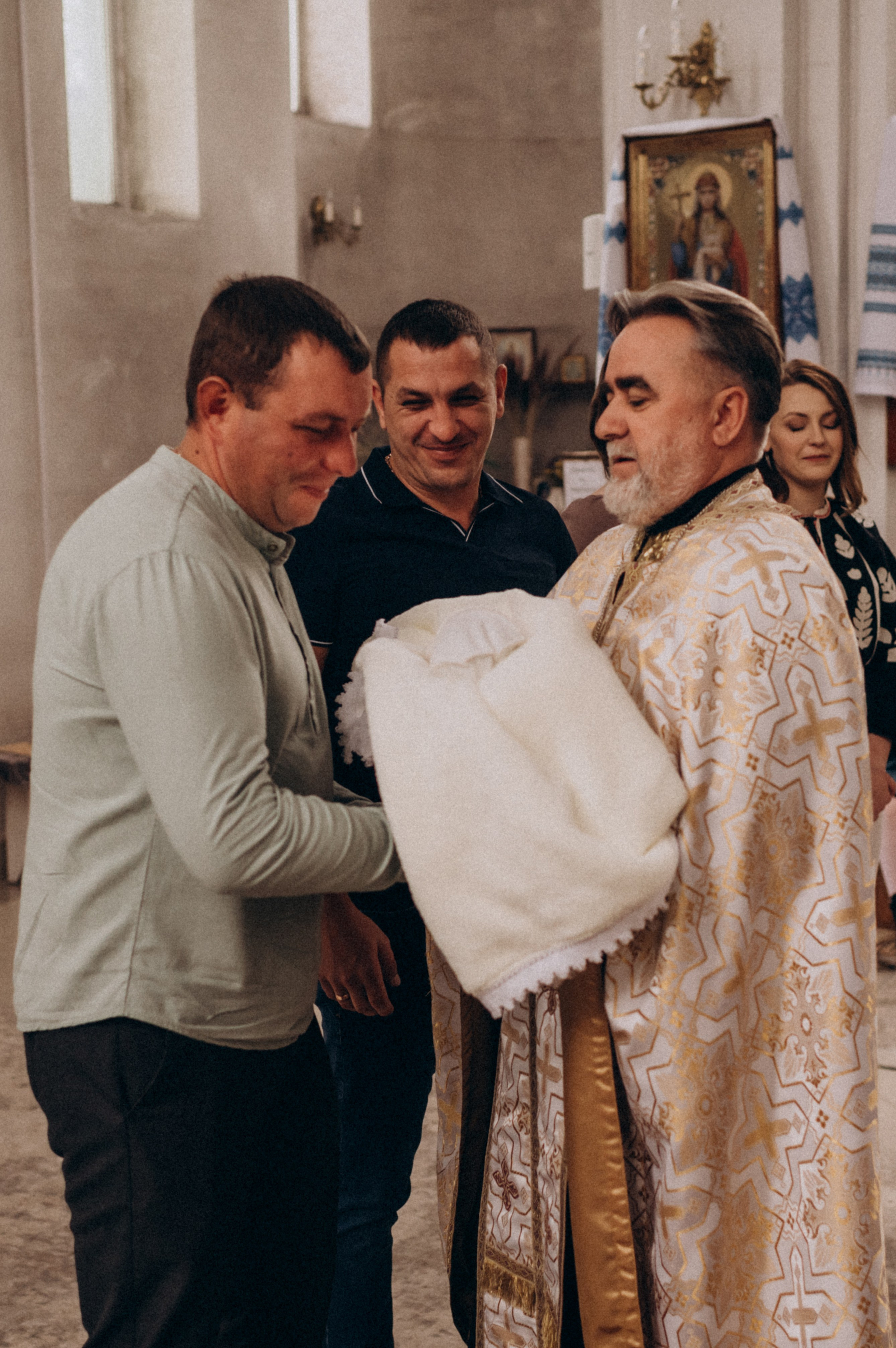 Таїнство Хрещення, хрестини Тернопіль, хрещення Львів. Сімейний, дитячий та індивідуальний фотограф в м. Тернопіль, м. Львів