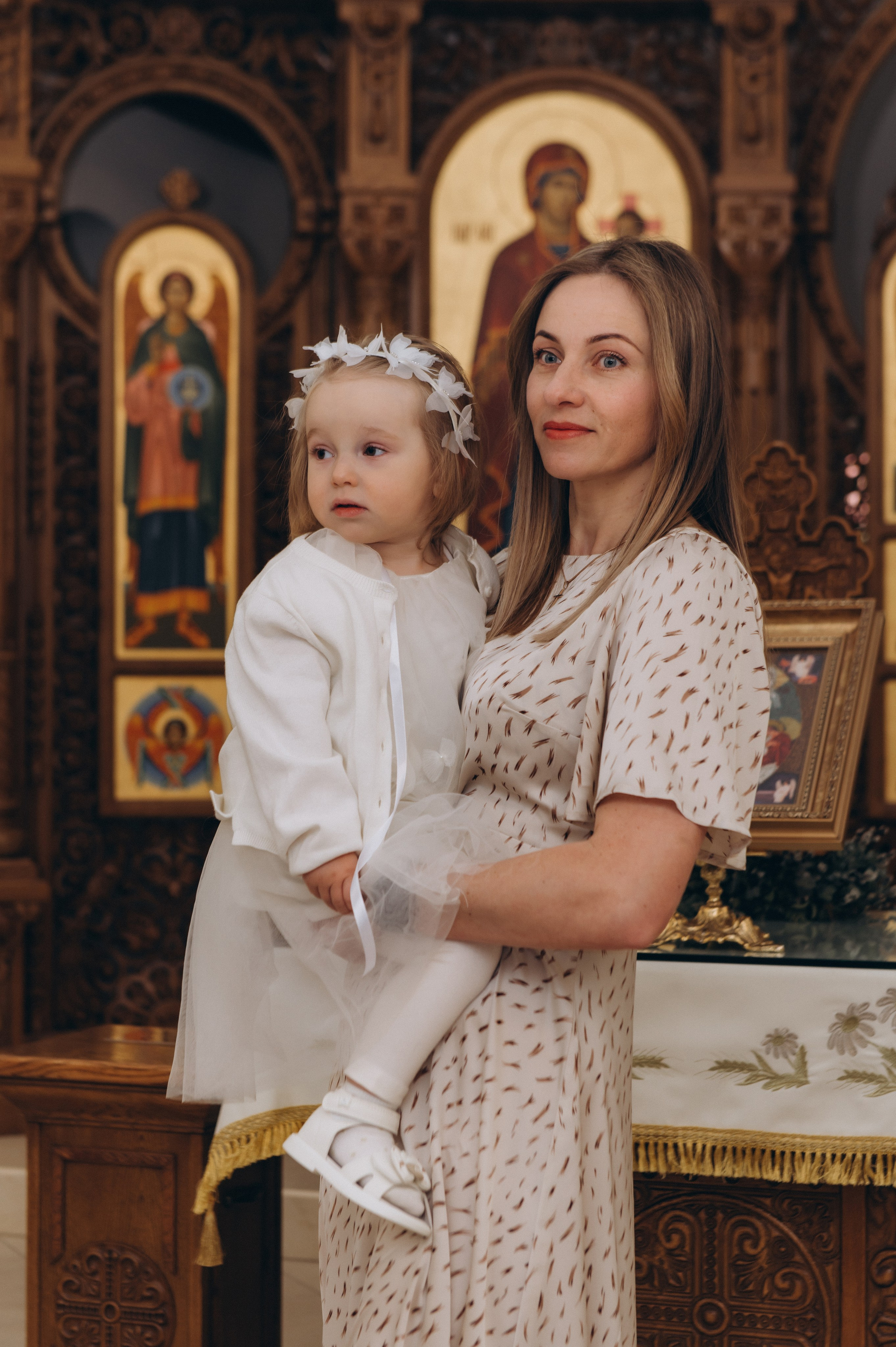 Фотосесія Хрещення Тернопіль, зйомка Хрестин Тернопіль, фотограф на хрестини Тернопіль, хрещення Львів. Сімейний, дитячий та індивідуальний фотограф в м. Тернопіль, м. Львів