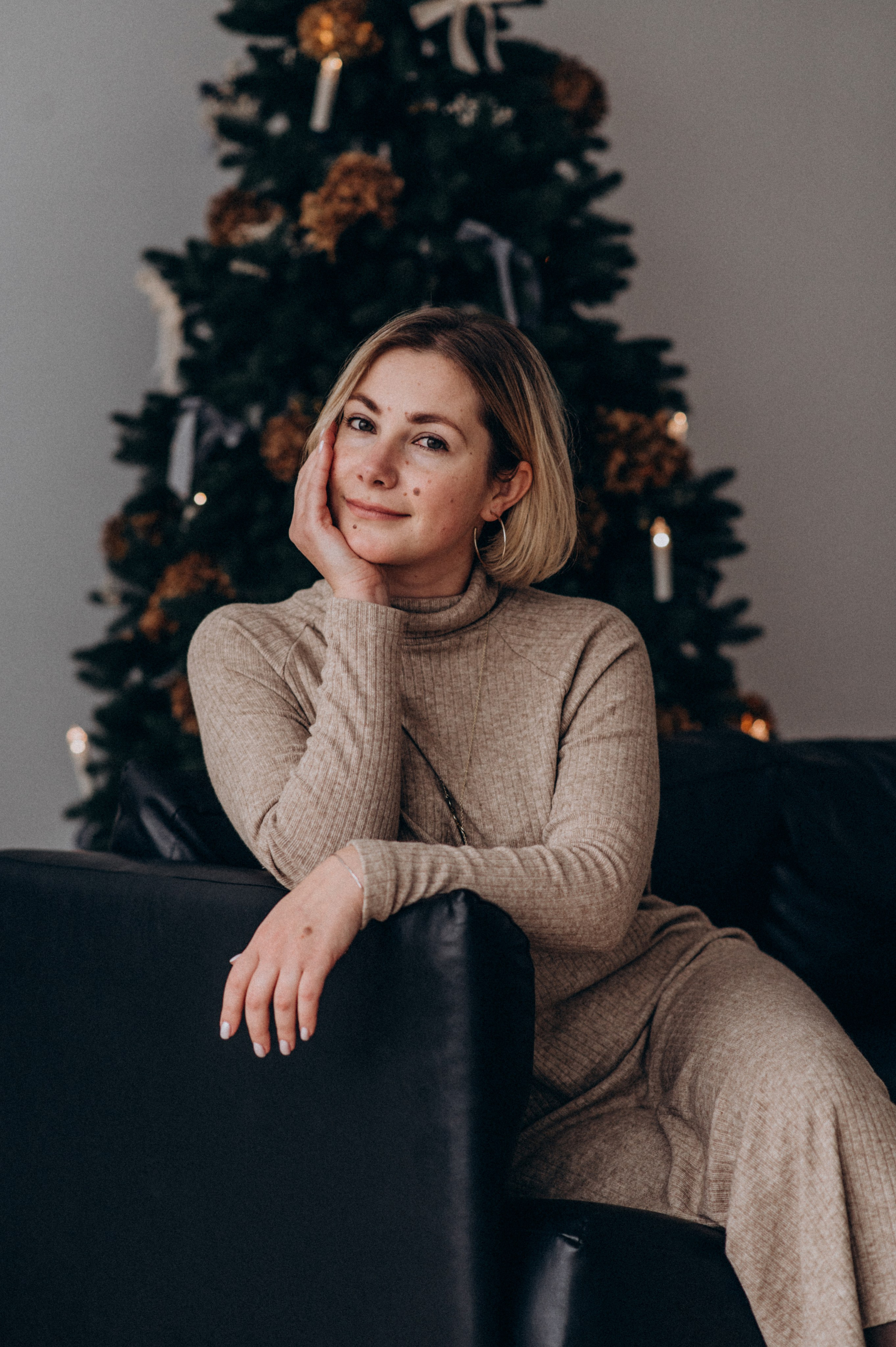 Новорічна сімейна фотосесія у студії, сімейна фотосесія Тернопіль Львів. Сімейний, дитячий та індивідуальний фотограф в м. Тернопіль, м. Львів