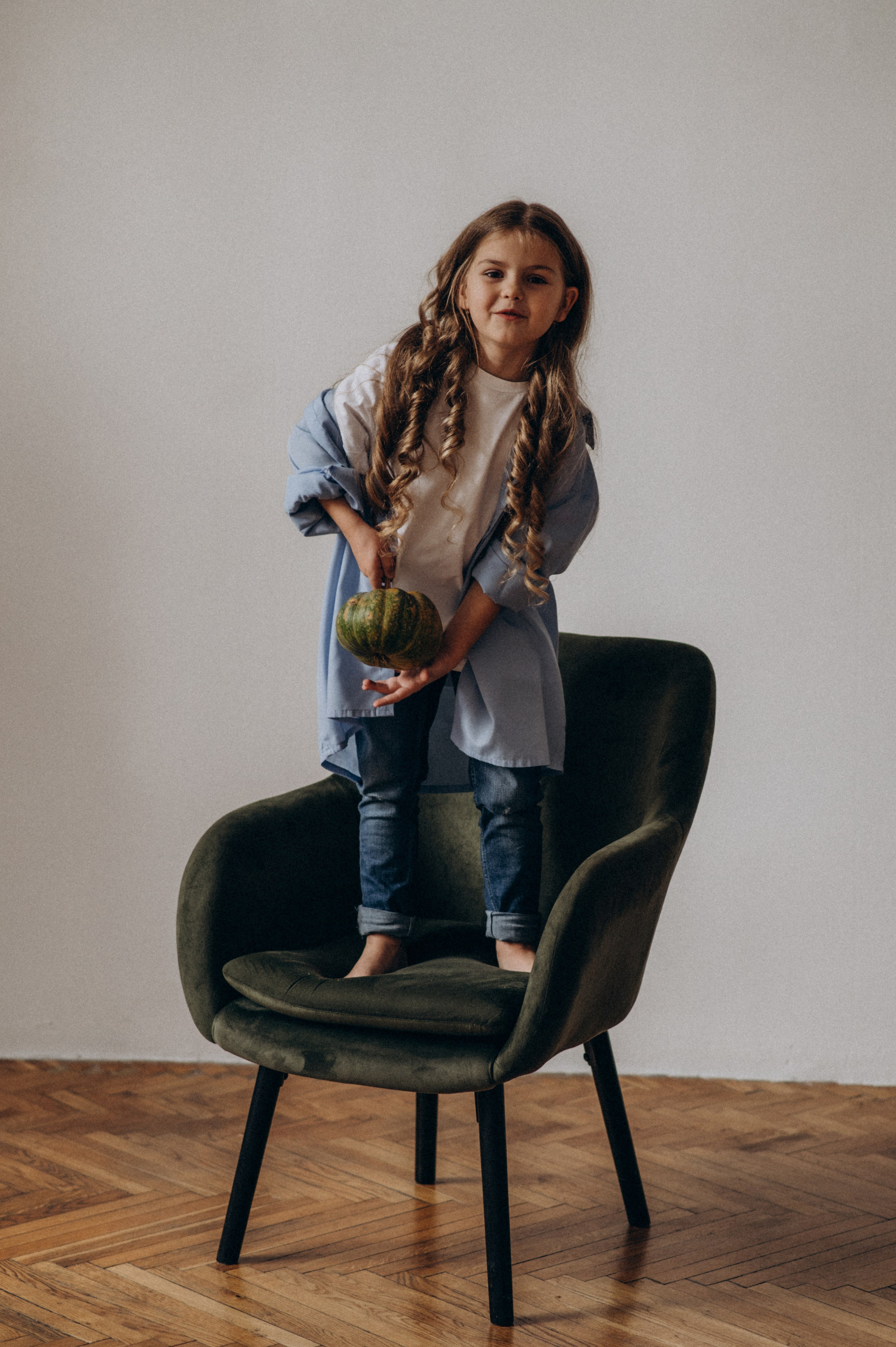 Індивідуальна фотосесія у студії, фотосесія дітей. Сімейний, дитячий та індивідуальний фотограф в м. Тернопіль, м. Львів