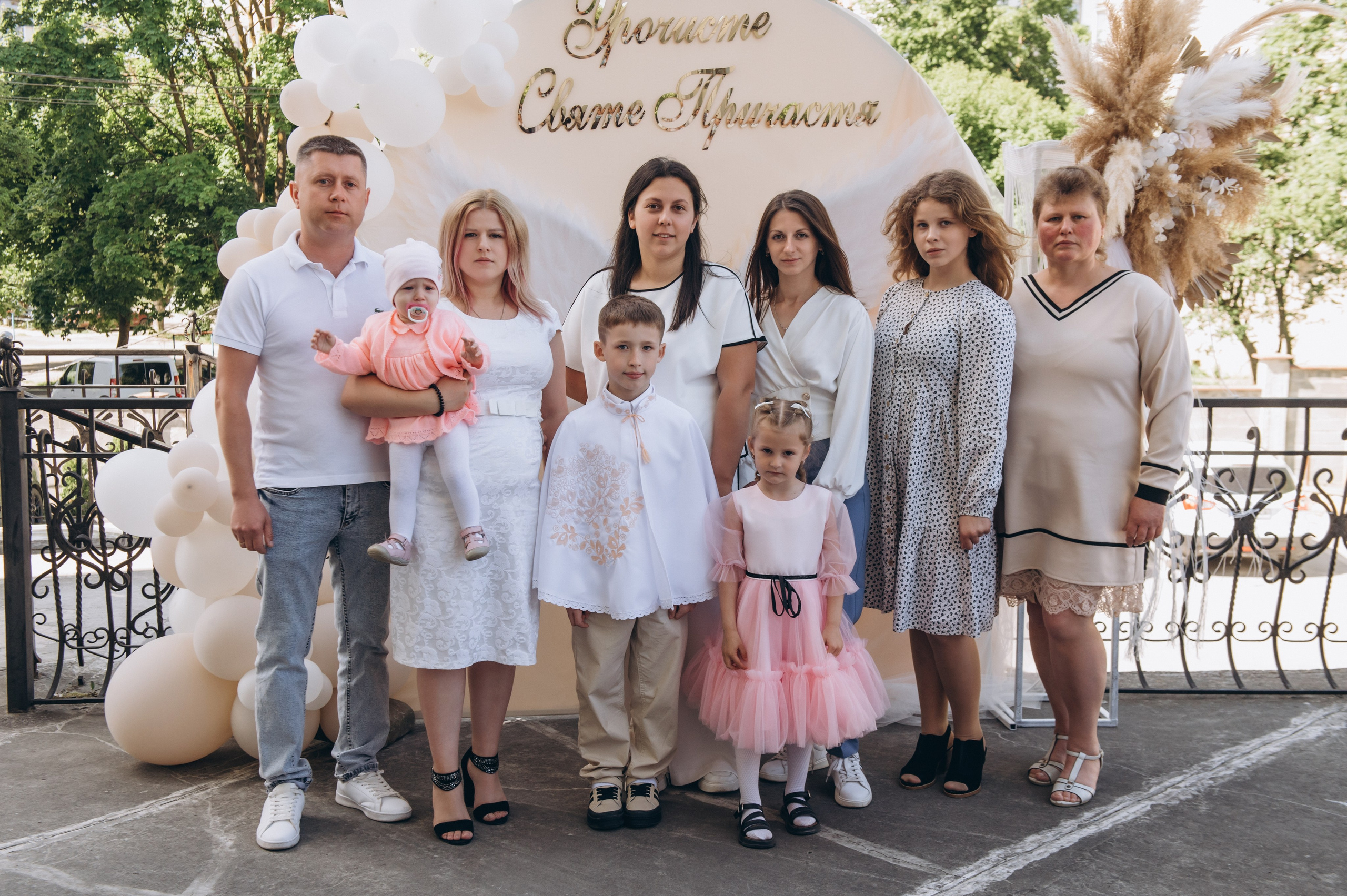 Фотосесія Причастя Тернопіль церква Св Михаїла, фотограф на Причастя Тернопіль, фотосесія Літургії Причастя Тернопіль. Сімейний, дитячий та індивідуальний фотограф в м. Тернопіль, м. Львів