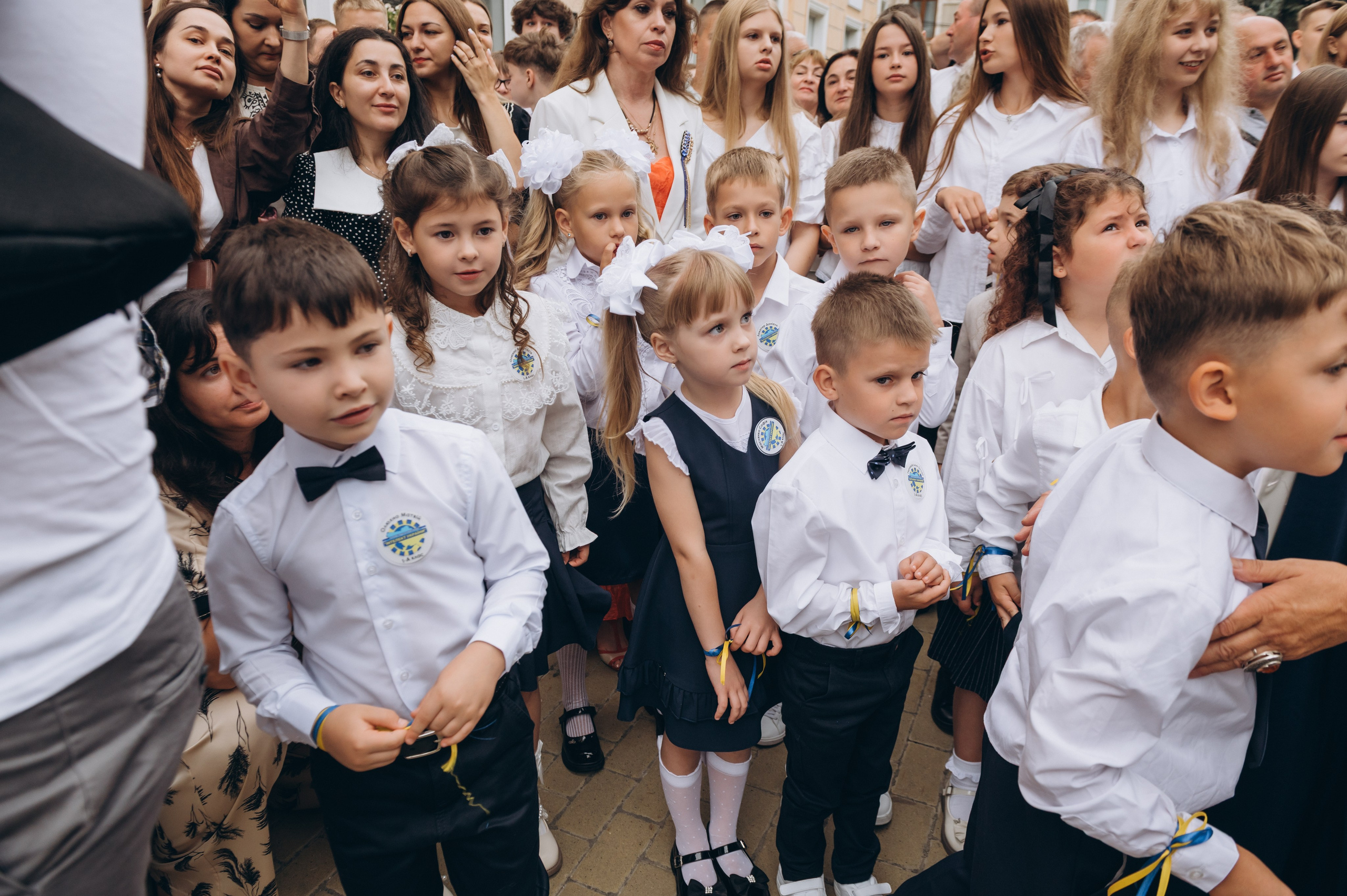 Перший дзвоник у Тернополі, фотосесія першокласників