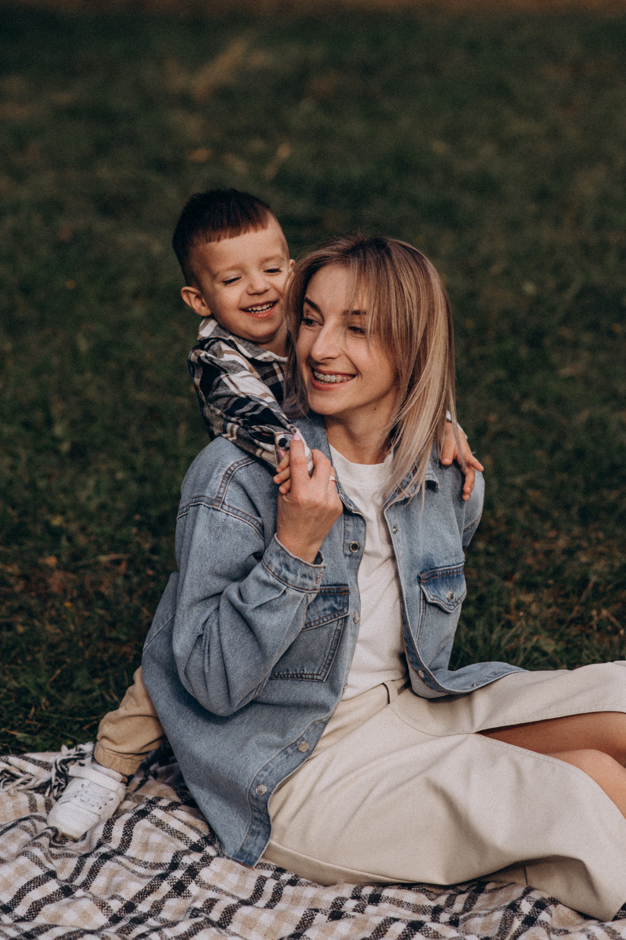 Сімейна дитяча фотосесія дня народження, cake smash. Сімейний, дитячий та індивідуальний фотограф в м. Тернопіль, м. Львів