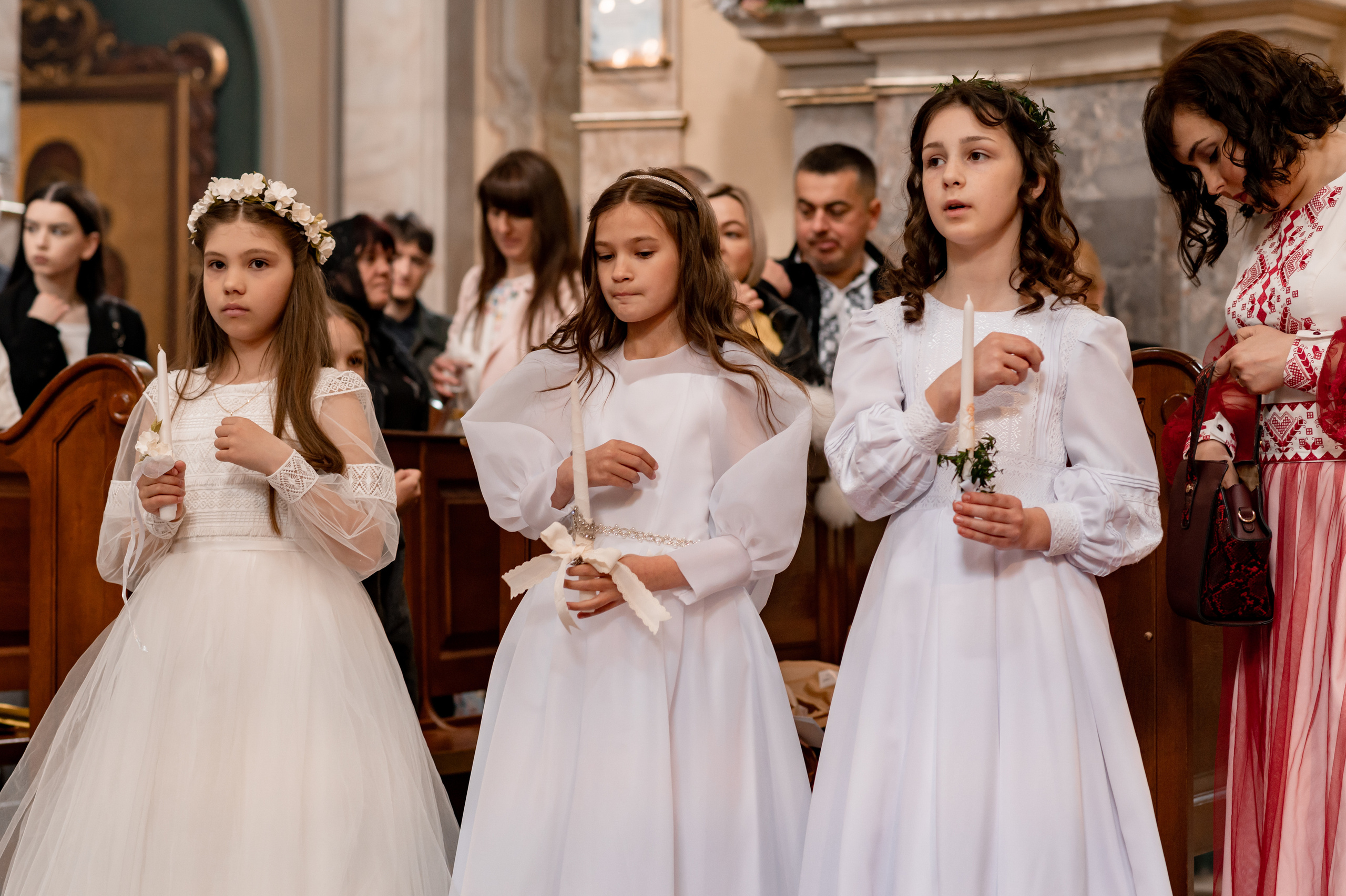 Фотосесія Першого Причастя Тернопіль, зйомка Причастя Тернопіль, Таїнство Першого Причастя Тернопіль, Катедра Причастя Тернопіль. Сімейний, дитячий та індивідуальний фотограф в м. Тернопіль, м. Львів