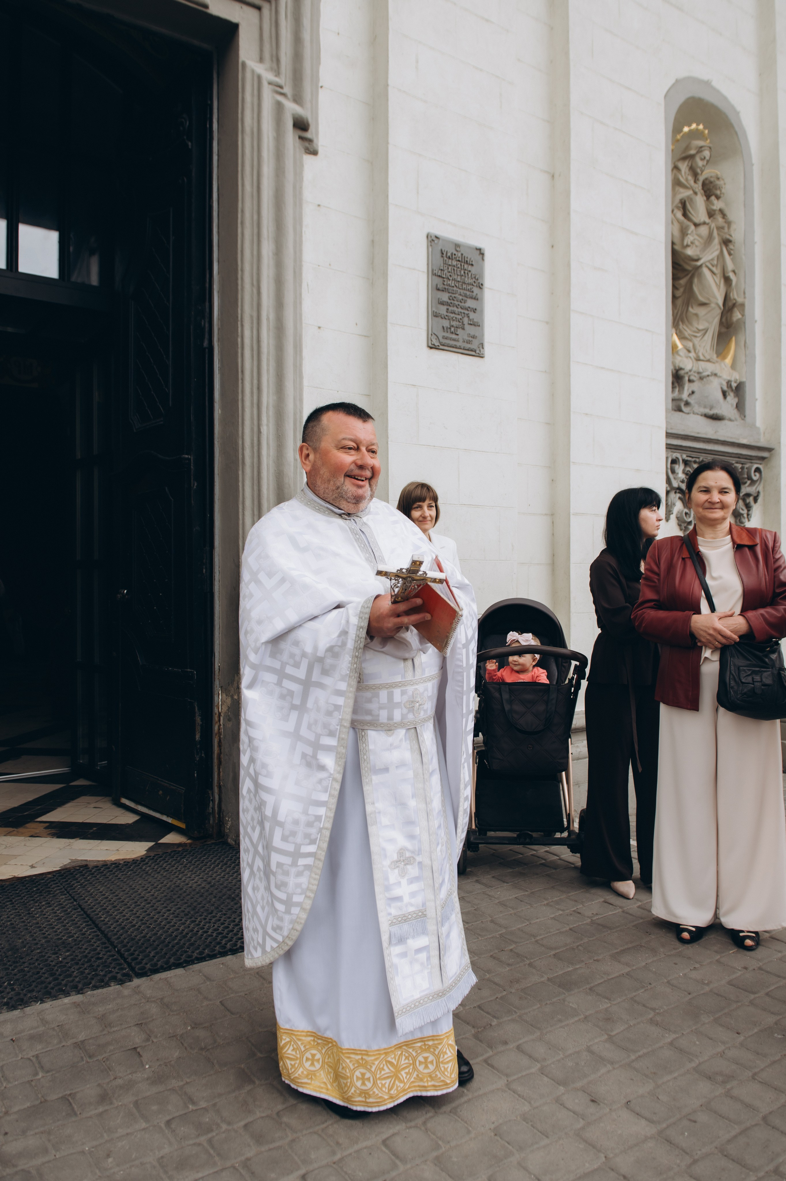 Фотосесія Першого Причастя Тернопіль, фотосесія Причастя Тернопіль, Таїнство Першого Причастя Тернопіль, Катедра Причастя Тернопіль. Сімейний, дитячий та індивідуальний фотограф в м. Тернопіль, м. Львів