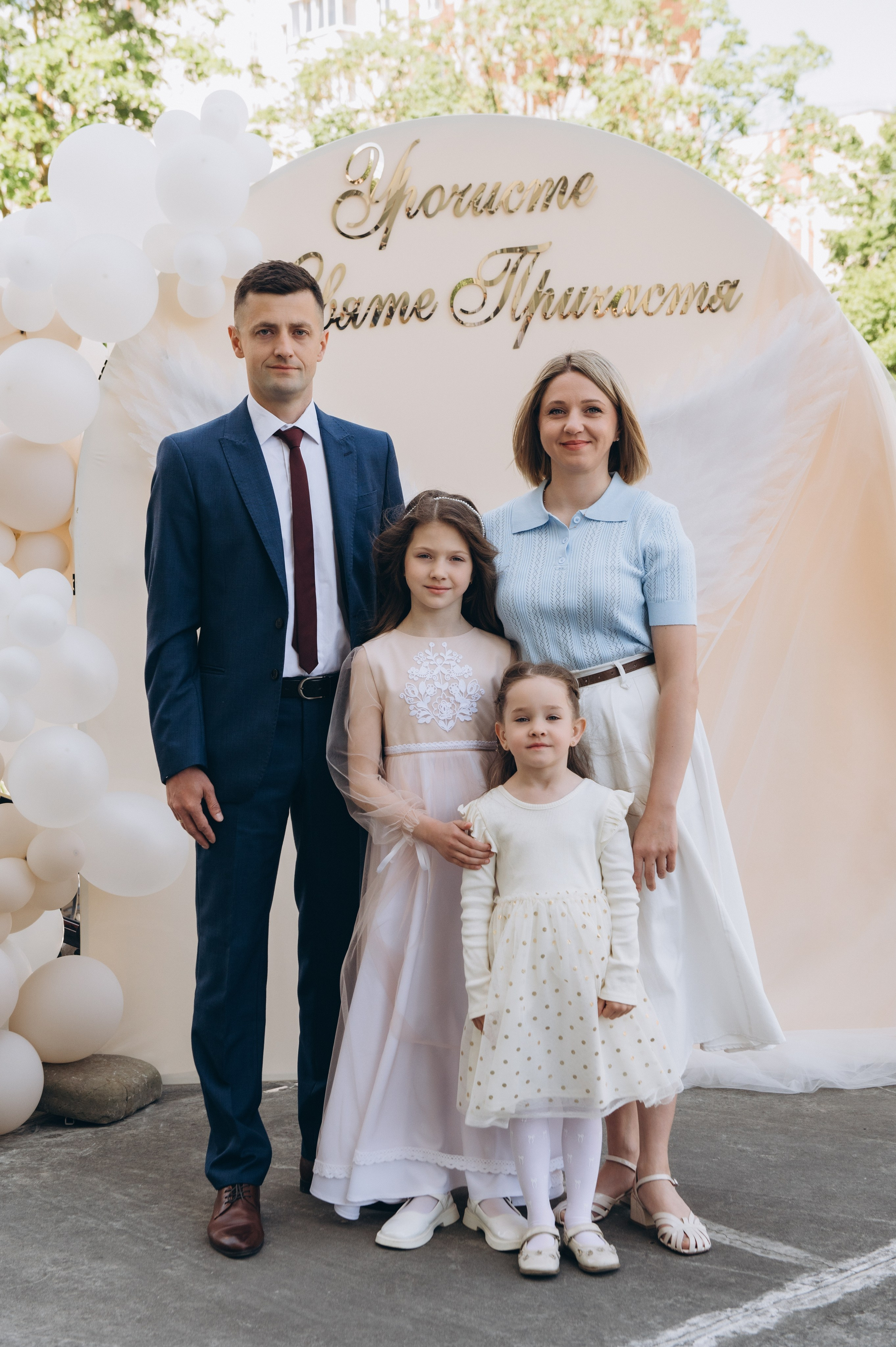 Фотосесія Причастя Тернопіль церква Св Михаїла, фотограф на Причастя Тернопіль, фотосесія Літургії Причастя Тернопіль. Сімейний, дитячий та індивідуальний фотограф в м. Тернопіль, м. Львів