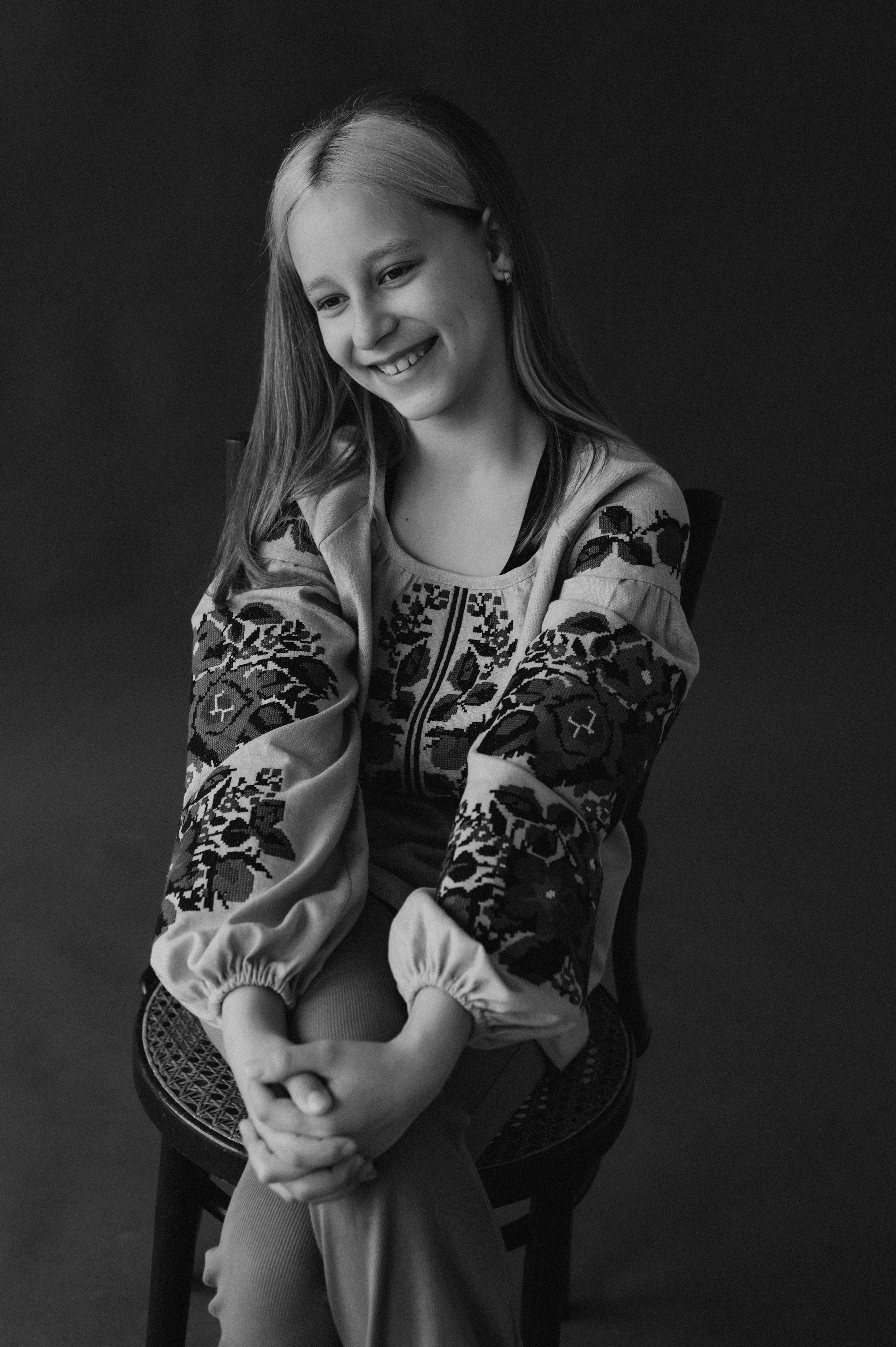 Шкільна фотосесія на віньєтки Тернопіль, фотосесія випускників Тернопіль, зйомка на віньєтки, шкільні фотоальбоми Тернопіль. Сімейний, дитячий та індивідуальний фотограф в м. Тернопіль, м. Львів