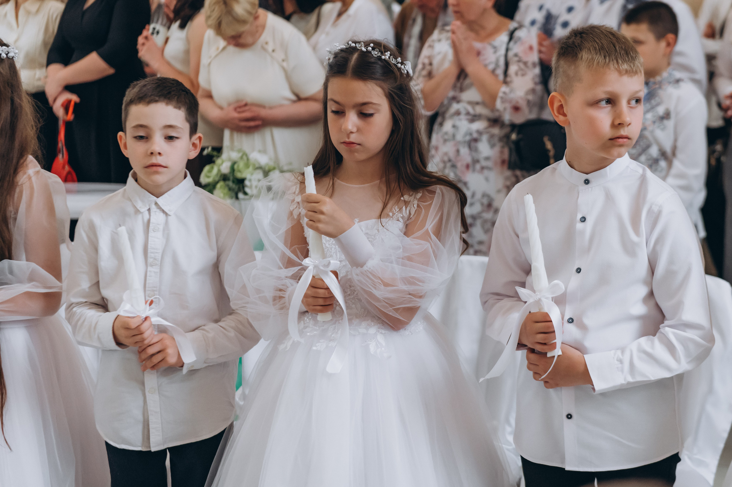 Фотосесія Причастя Тернопіль, зйомка Причастя, фотограф на Причастя Тернопіль, Причастя Львів, церква Петра і Павла. Сімейний, дитячий та індивідуальний фотограф в м. Тернопіль, м. Львів