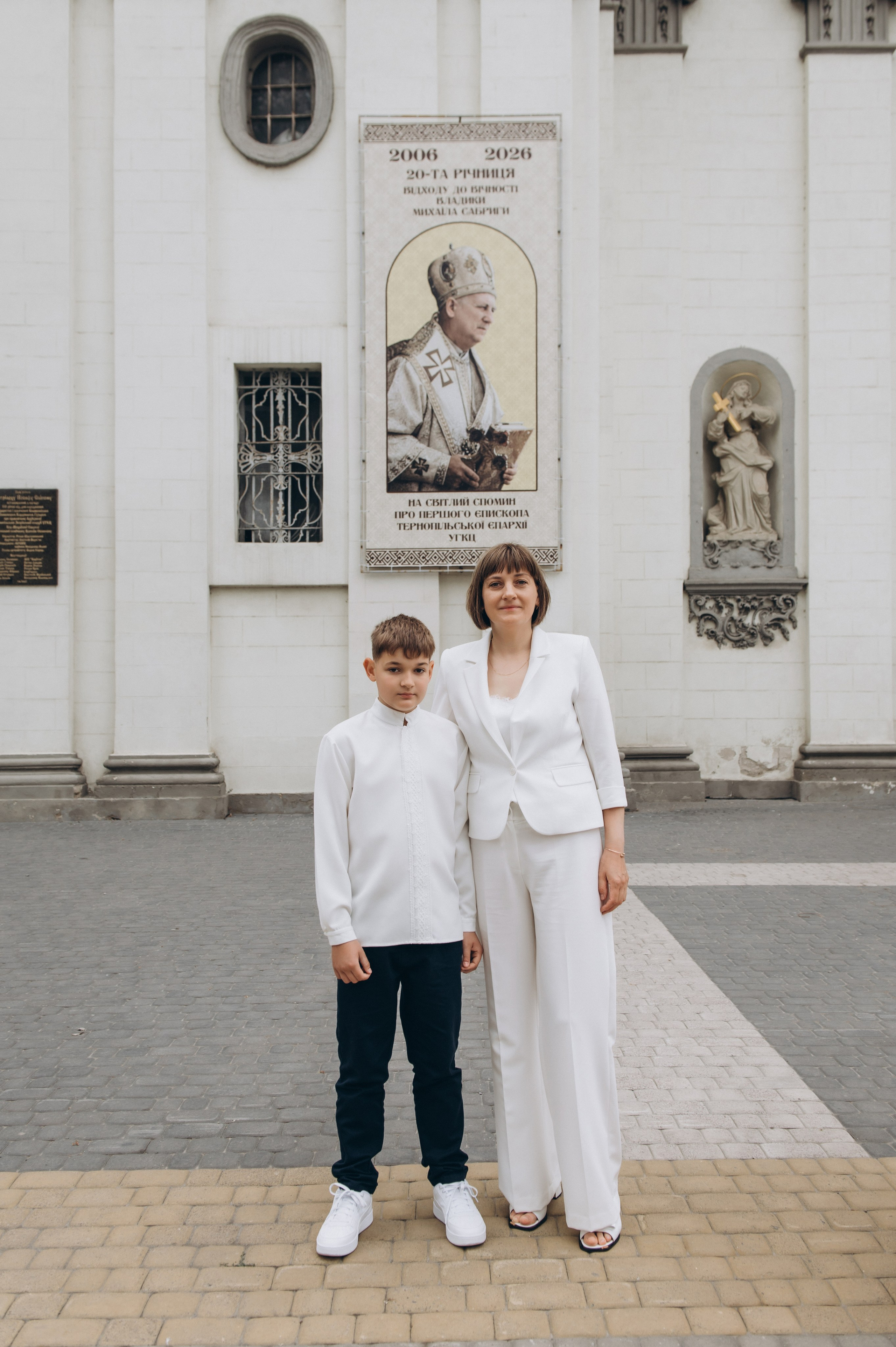 Фотосесія Першого Причастя Тернопіль, фотосесія Причастя Тернопіль, Таїнство Першого Причастя Тернопіль, Катедра Причастя Тернопіль. Сімейний, дитячий та індивідуальний фотограф в м. Тернопіль, м. Львів