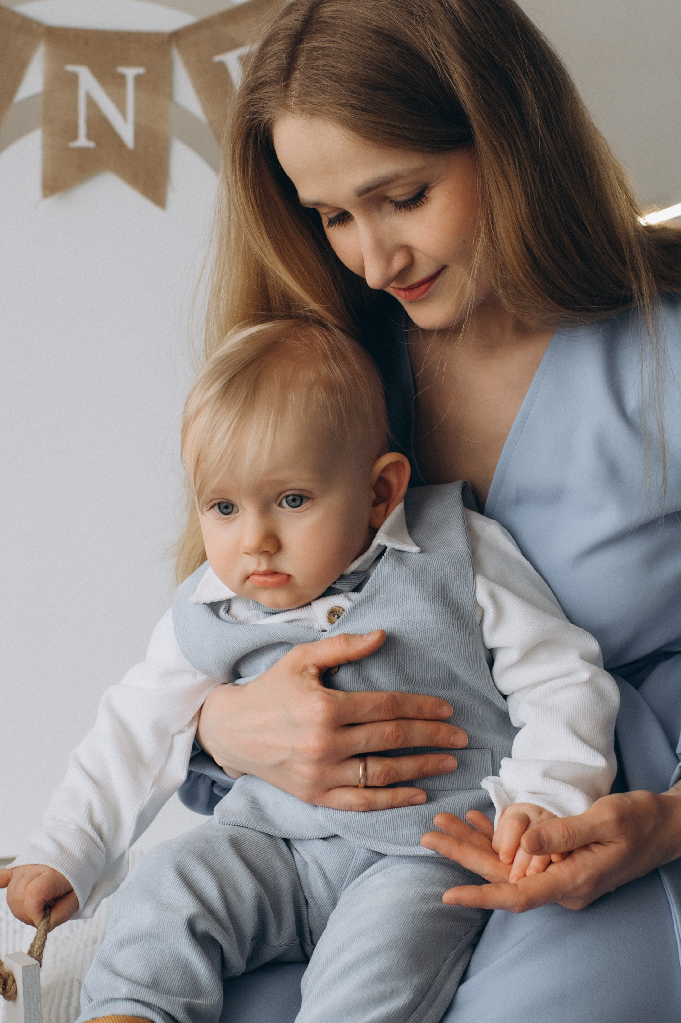 Зйомка дня народження дитини, фотосесія 1 рік Тернопіль, сімейний фотограф Тернопіль, сімейна фотосесія Тернопіль, перший тортик малюка. Сімейний, дитячий та індивідуальний фотограф в м. Тернопіль, м. Львів
