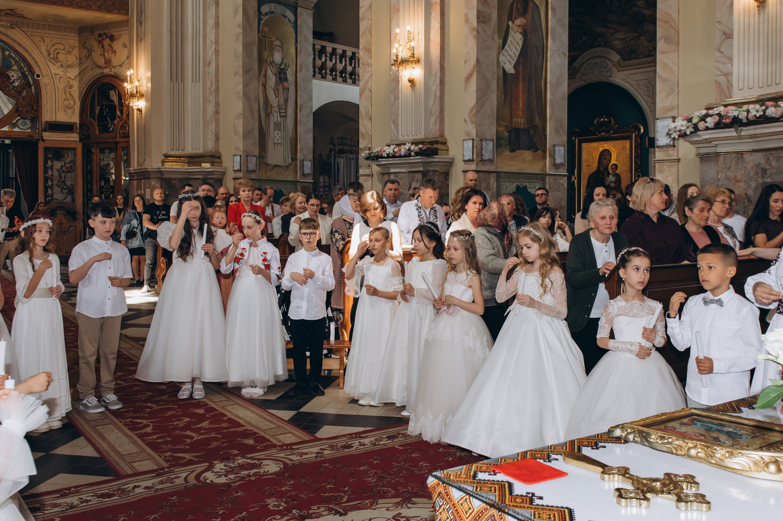 Фотосесія Першого Причастя Тернопіль, фотосесія Причастя Тернопіль, Таїнство Першого Причастя Тернопіль, Катедра Причастя Тернопіль. Сімейний, дитячий та індивідуальний фотограф в м. Тернопіль, м. Львів