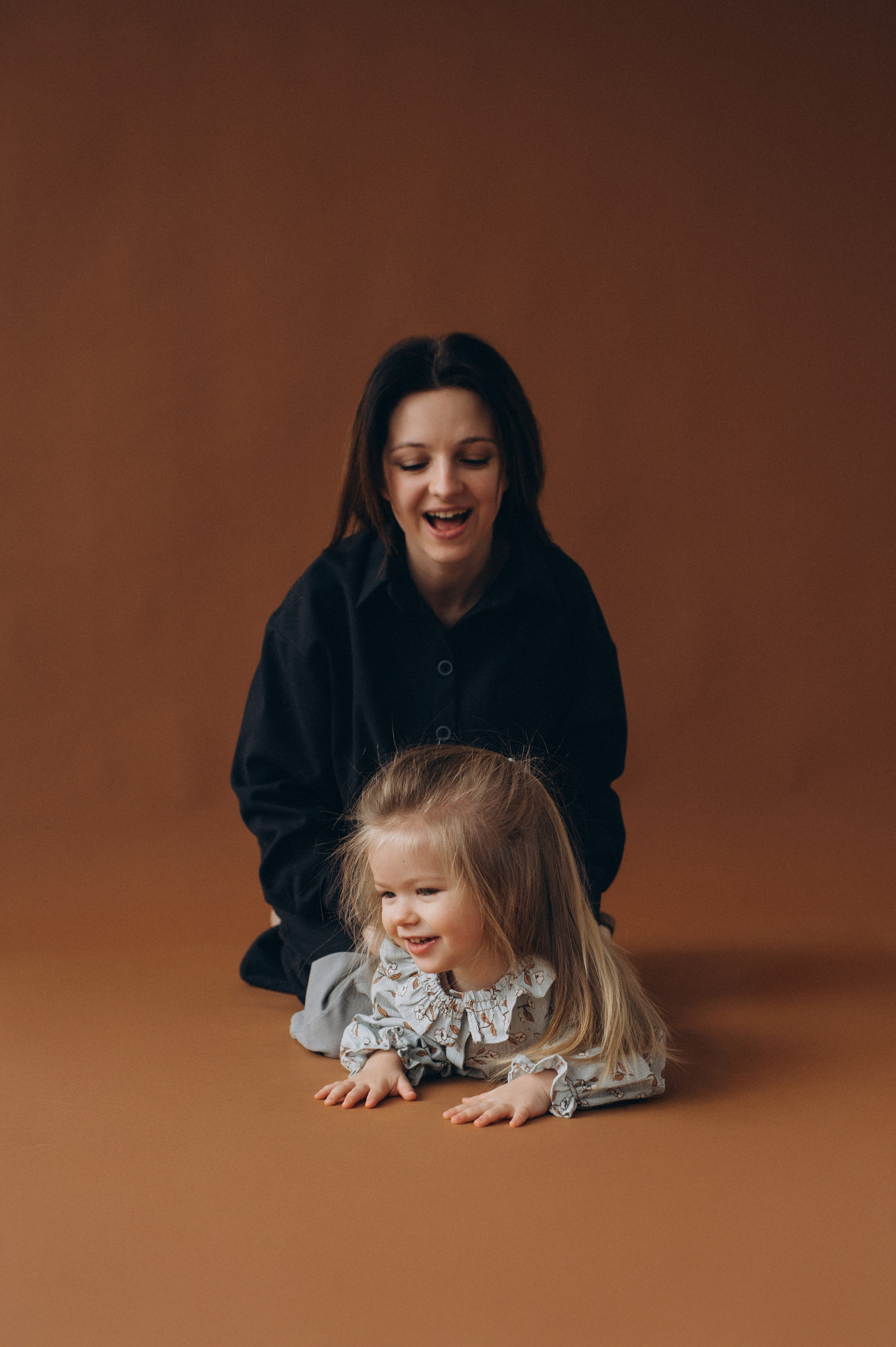 Фотосесія мами і дитини Львів, зйомка мами і дитини Тернопіль, сімейний фотограф Тернопіль, сімейна фотосесія Тернопіль, дитячий фотограф. Сімейний, дитячий та індивідуальний фотограф в м. Тернопіль, м. Львів