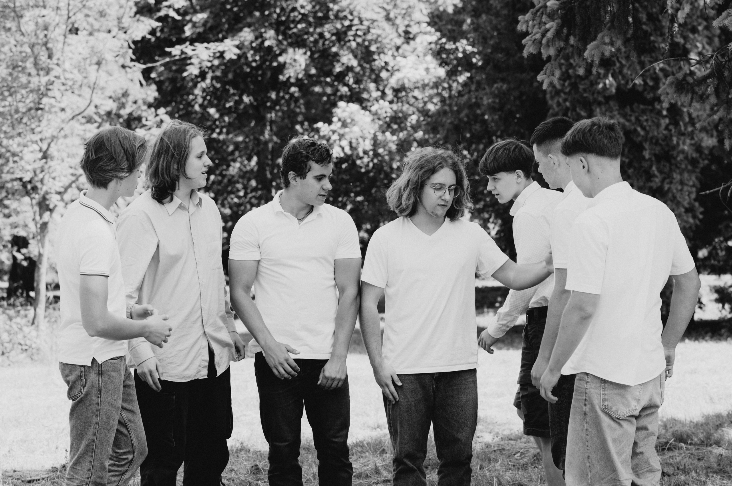 Фотосесія випускників, зйомка випускників Тернопіль Львів, випускні фотоальбоми Тернопіль, шкільні фотоальбоми Тернопіль. Сімейний, дитячий та індивідуальний фотограф в м. Тернопіль, м. Львів