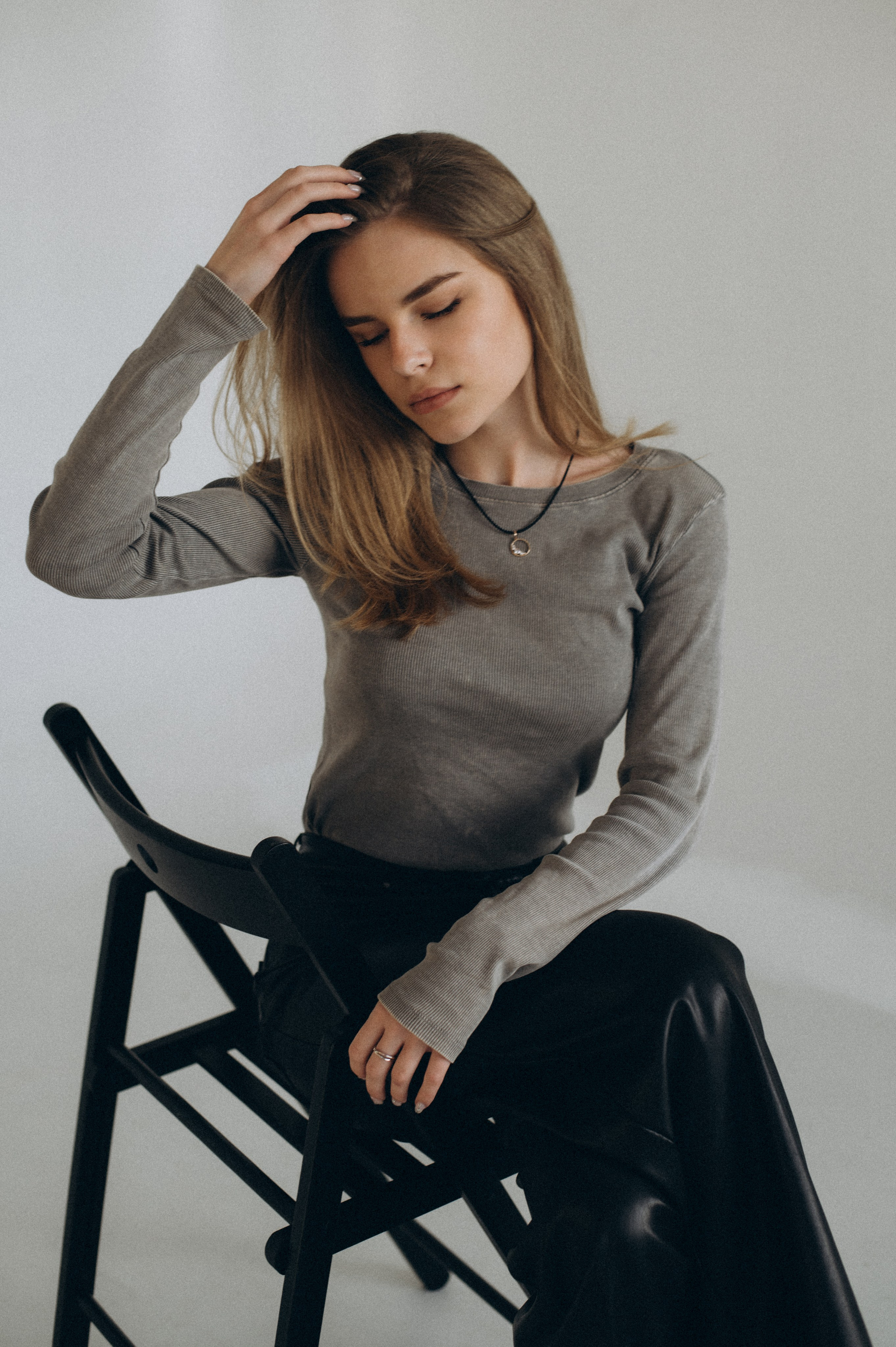 Фотосесія випускників, фотосесія на віньєтки Тернопіль, випускники Тернопіль, випуск 2025. Сімейний, дитячий та індивідуальний фотограф в м. Тернопіль, м. Львів