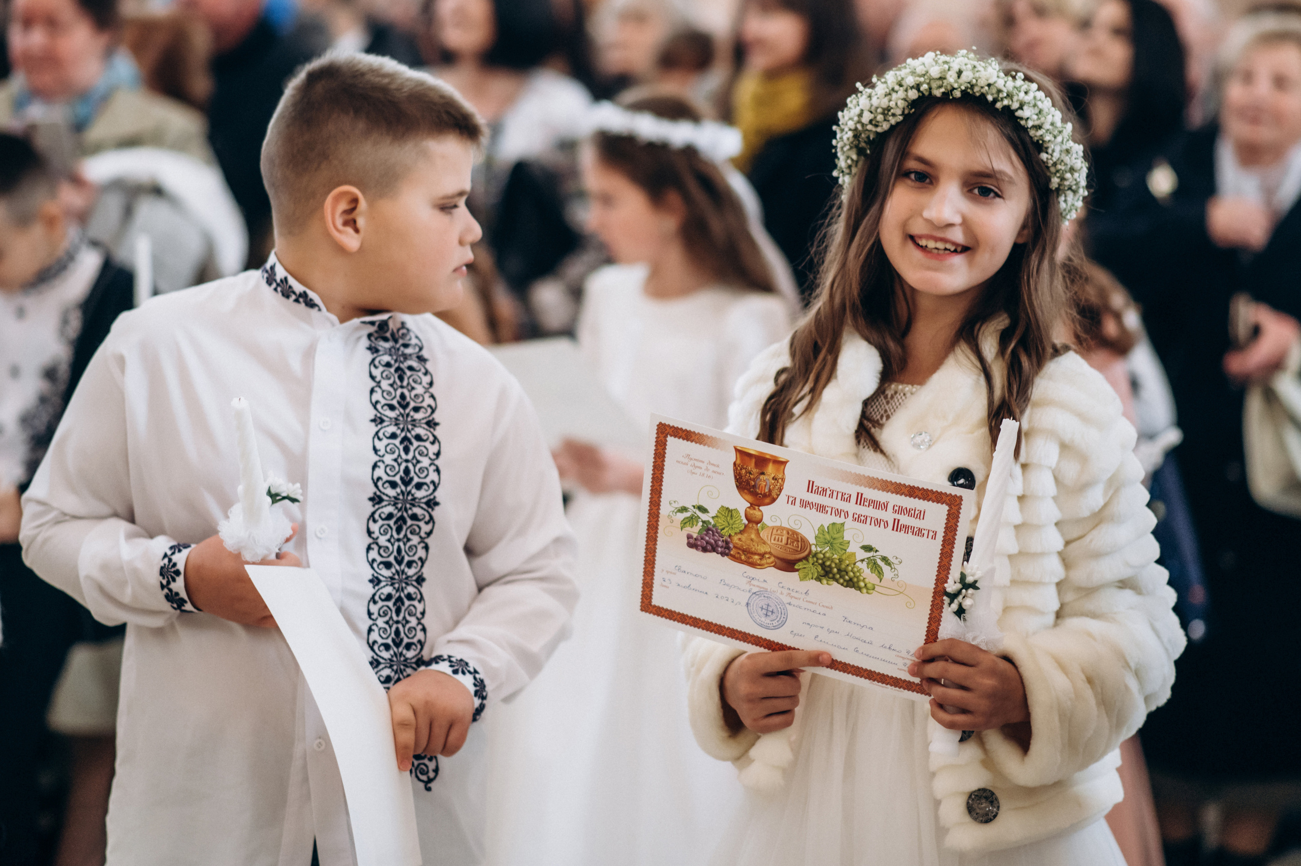 Фотосесія Першого Причастя Тернопіль, зйомка Причастя Тернопіль, Таїнство Першого Причастя Тернопіль, Катедра Причастя Тернопіль. Сімейний, дитячий та індивідуальний фотограф в м. Тернопіль, м. Львів