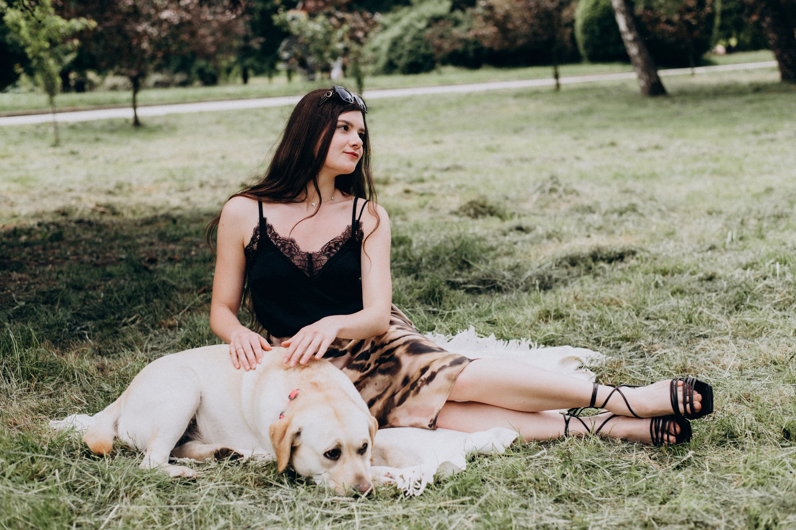 Фотосесія випускників, зйомка випускників Тернопіль Львів, випускні фотоальбоми Тернопіль, шкільні фотоальбоми Тернопіль. Сімейний, дитячий та індивідуальний фотограф в м. Тернопіль, м. Львів