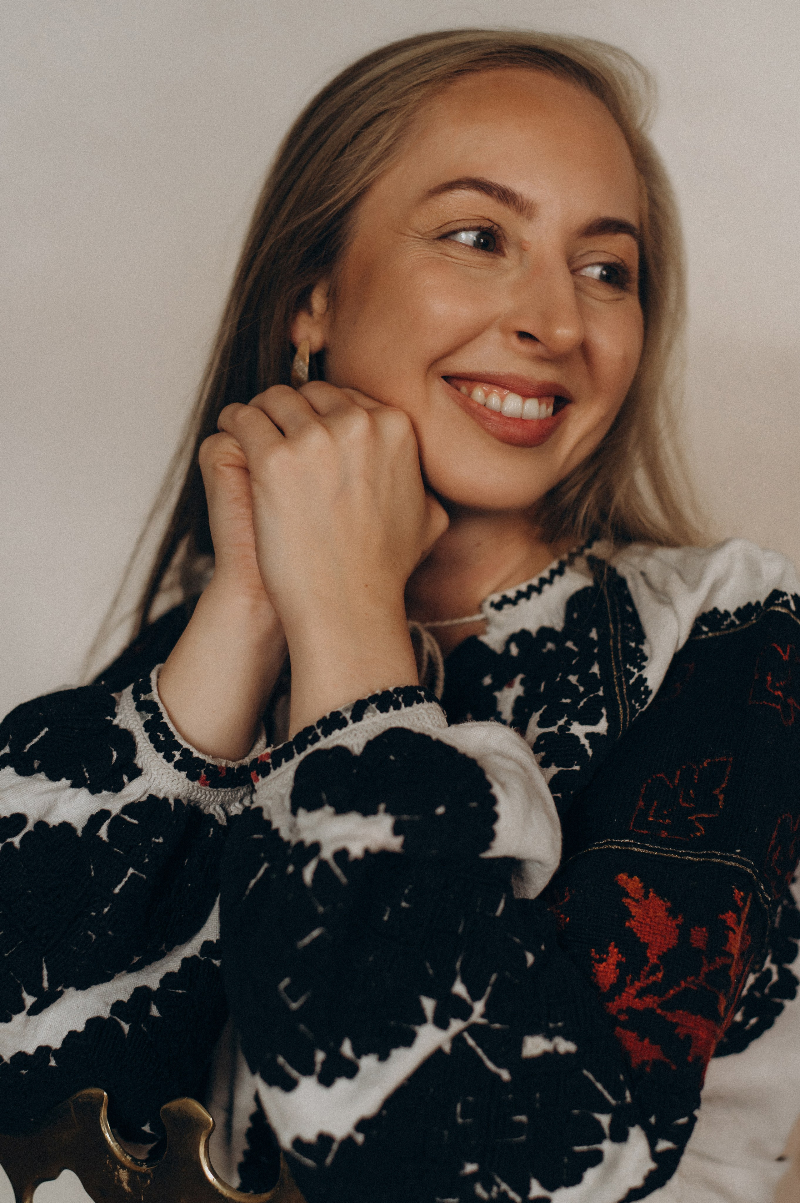 Індивідуальна фотосесія у студії, портретний фотограф Тернопіль Львів, зйомка у студії. Сімейний, дитячий та індивідуальний фотограф в м. Тернопіль, м. Львів