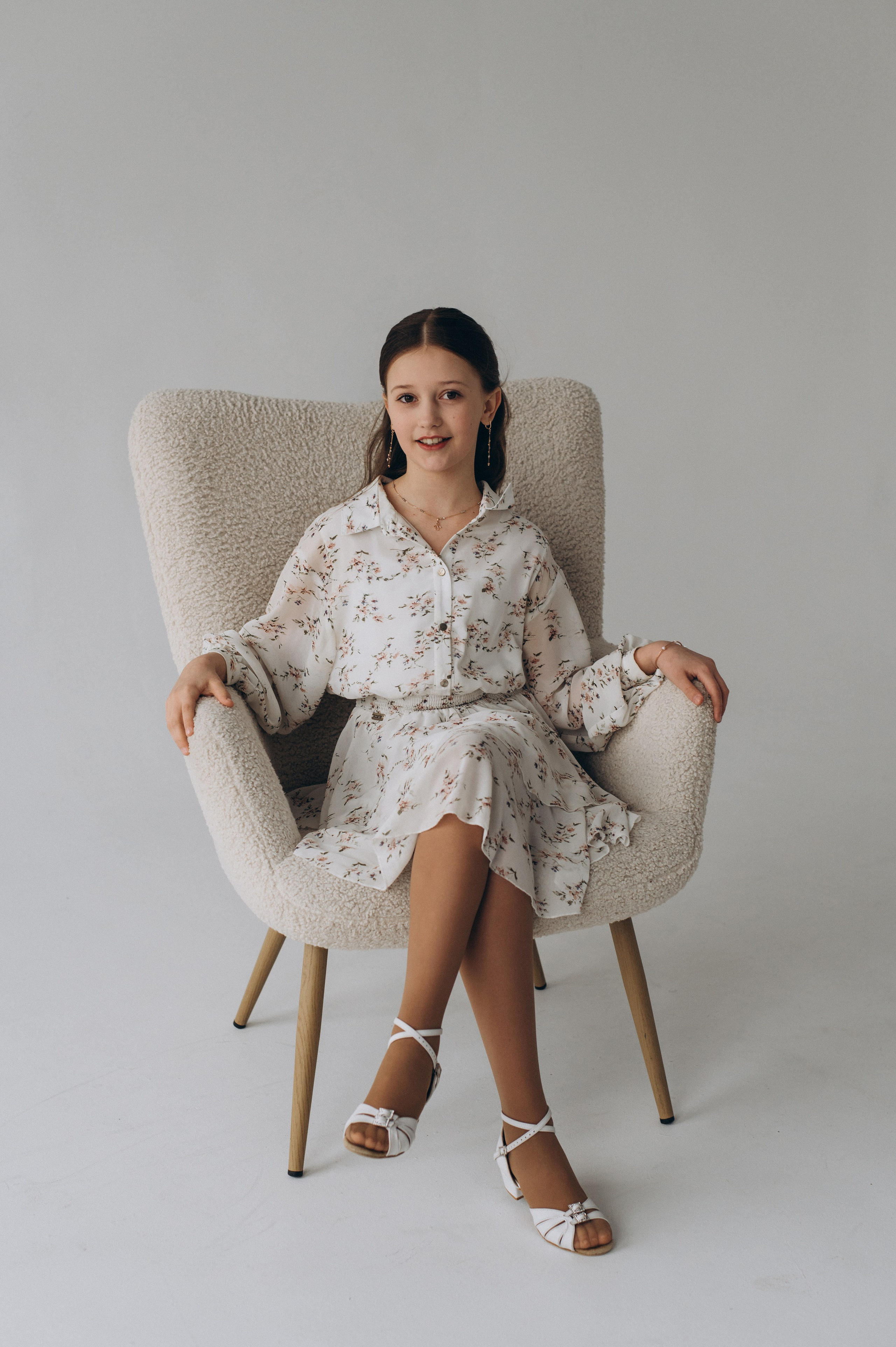 Шкільна фотосесія на віньєтки Тернопіль, шкільні альбоми, фотосесія випускників Тернопіль, випускний альбом, фотограф випускний Тернопіль. Сімейний, дитячий та індивідуальний фотограф в м. Тернопіль, м. Львів