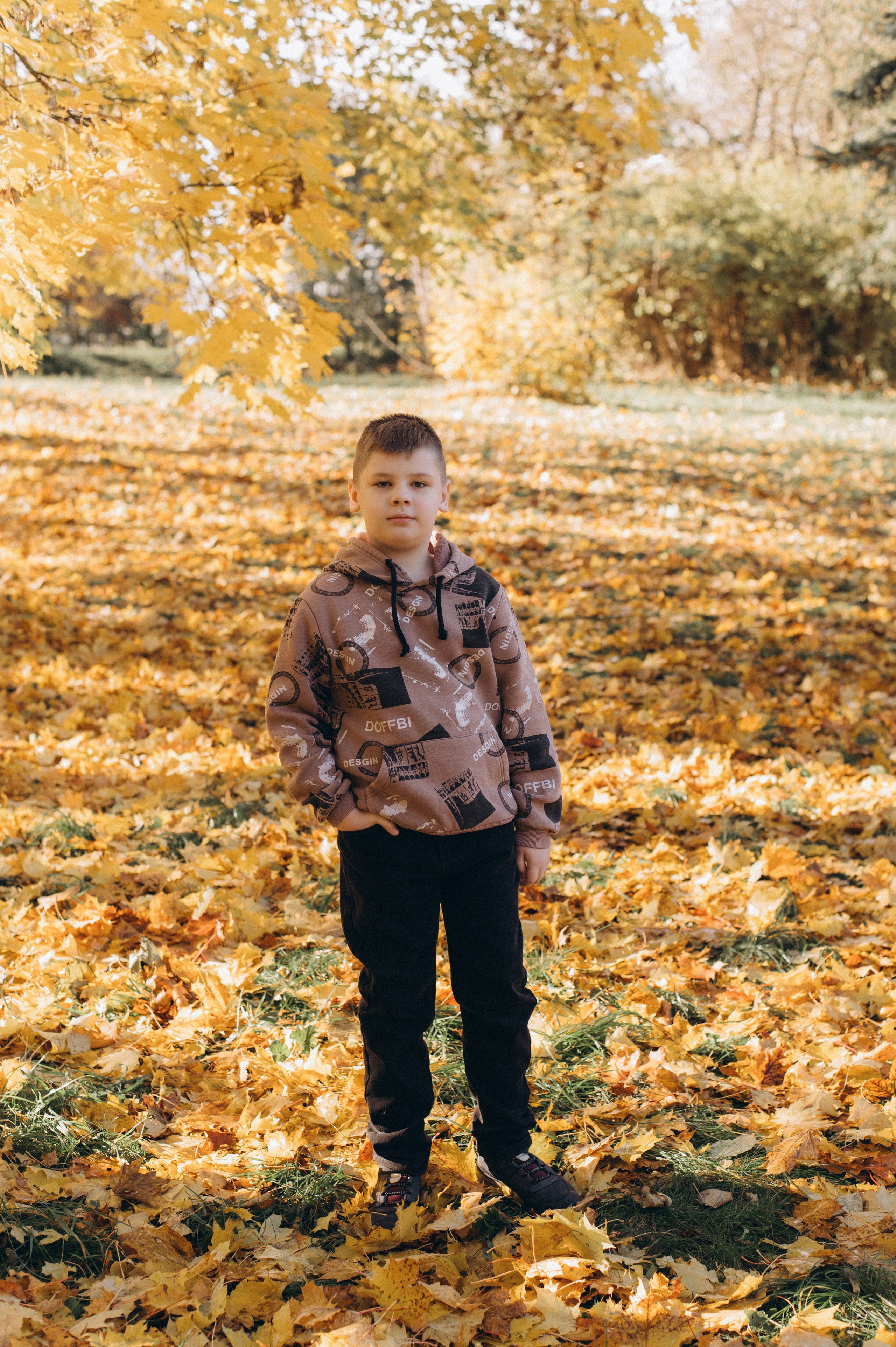 Осіння фотосесія 4 класу на віньєтки, випускні фотоальбоми Тернопіль, фотосесія випускників Тернопіль, шкільний випускний альбом Тернопіль. Сімейний, дитячий та індивідуальний фотограф в м. Тернопіль, м. Львів