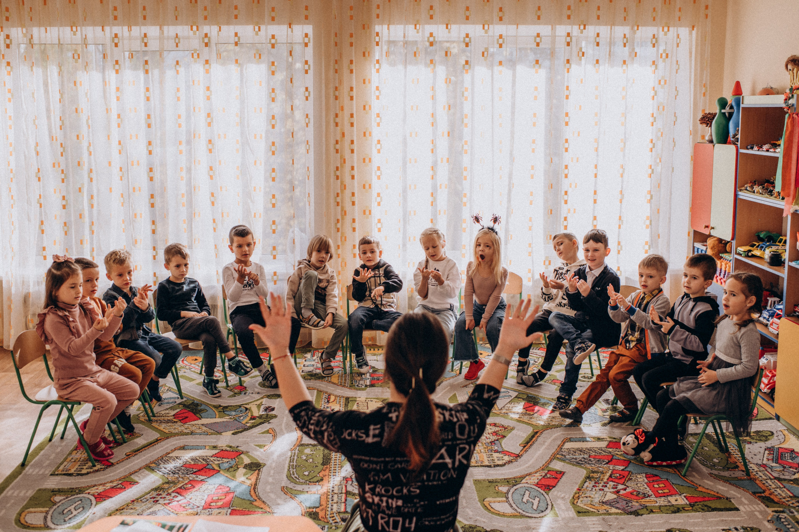 Фотосесія в дитячому садку, фотосесія на віньєтки, випускні фотоальбоми Тернопіль, шкільні фотоальбоми Тернопіль, зйомка випускного садочку. Сімейний, дитячий та індивідуальний фотограф в м. Тернопіль, м. Львів