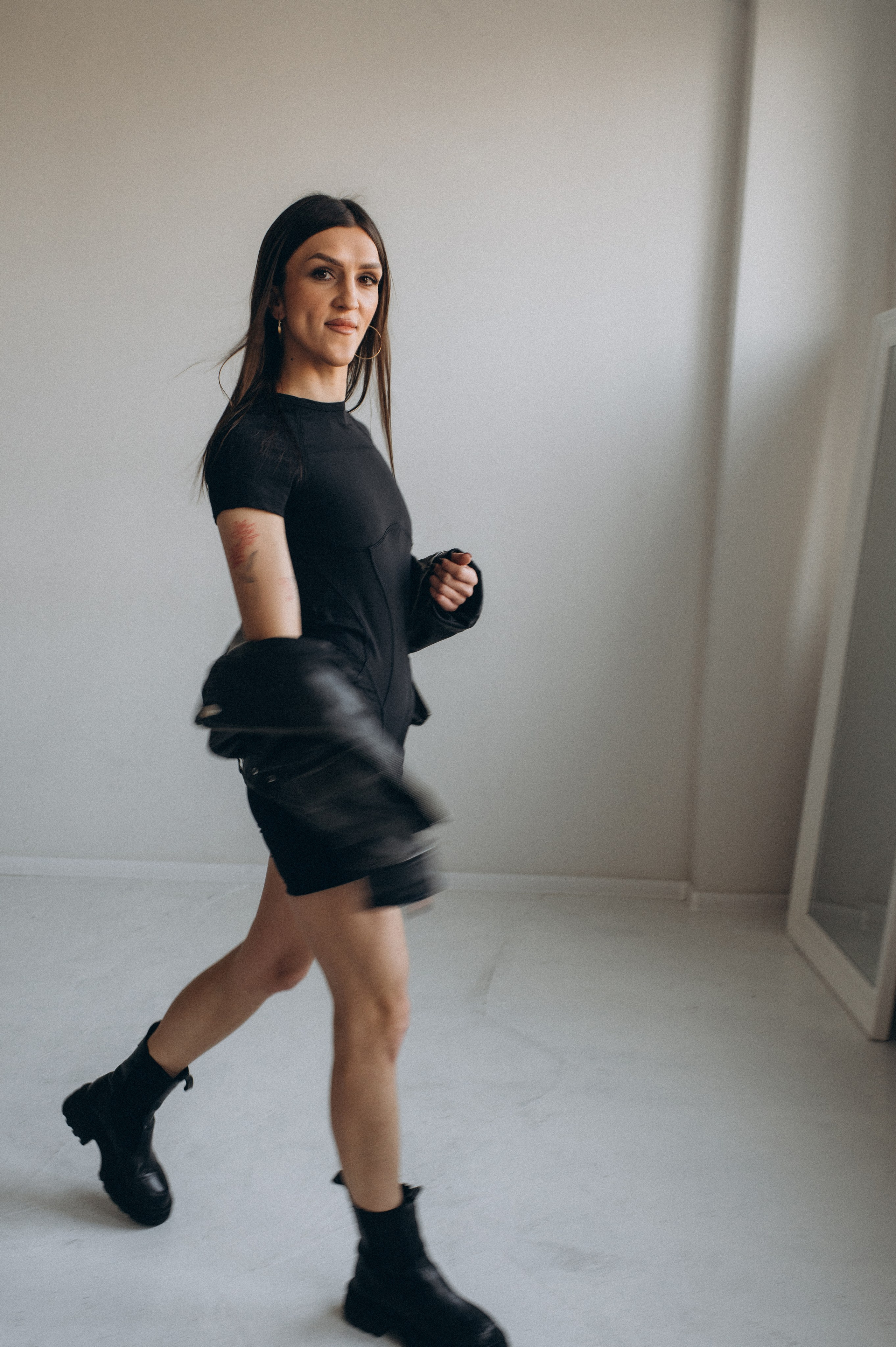 Індивідуальна фотосесія Тернопіль, студійна зйомка Львів, портретний фотограф Тернопіль. Сімейний, дитячий та індивідуальний фотограф в м. Тернопіль, м. Львів