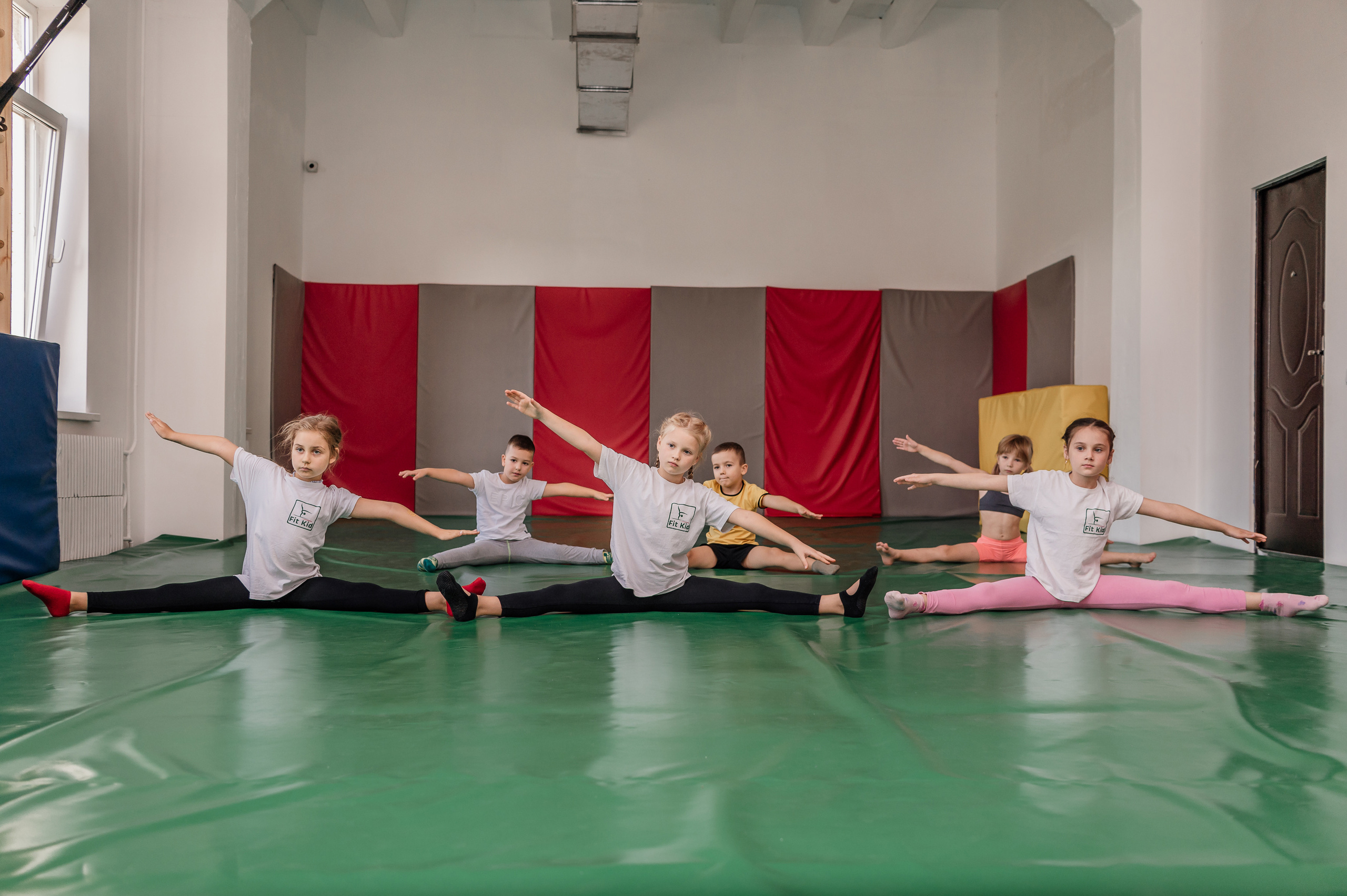 Спортивна фотосесія для FitKid Ternopil. Сімейний, дитячий та індивідуальний фотограф в м. Тернопіль, м. Львів