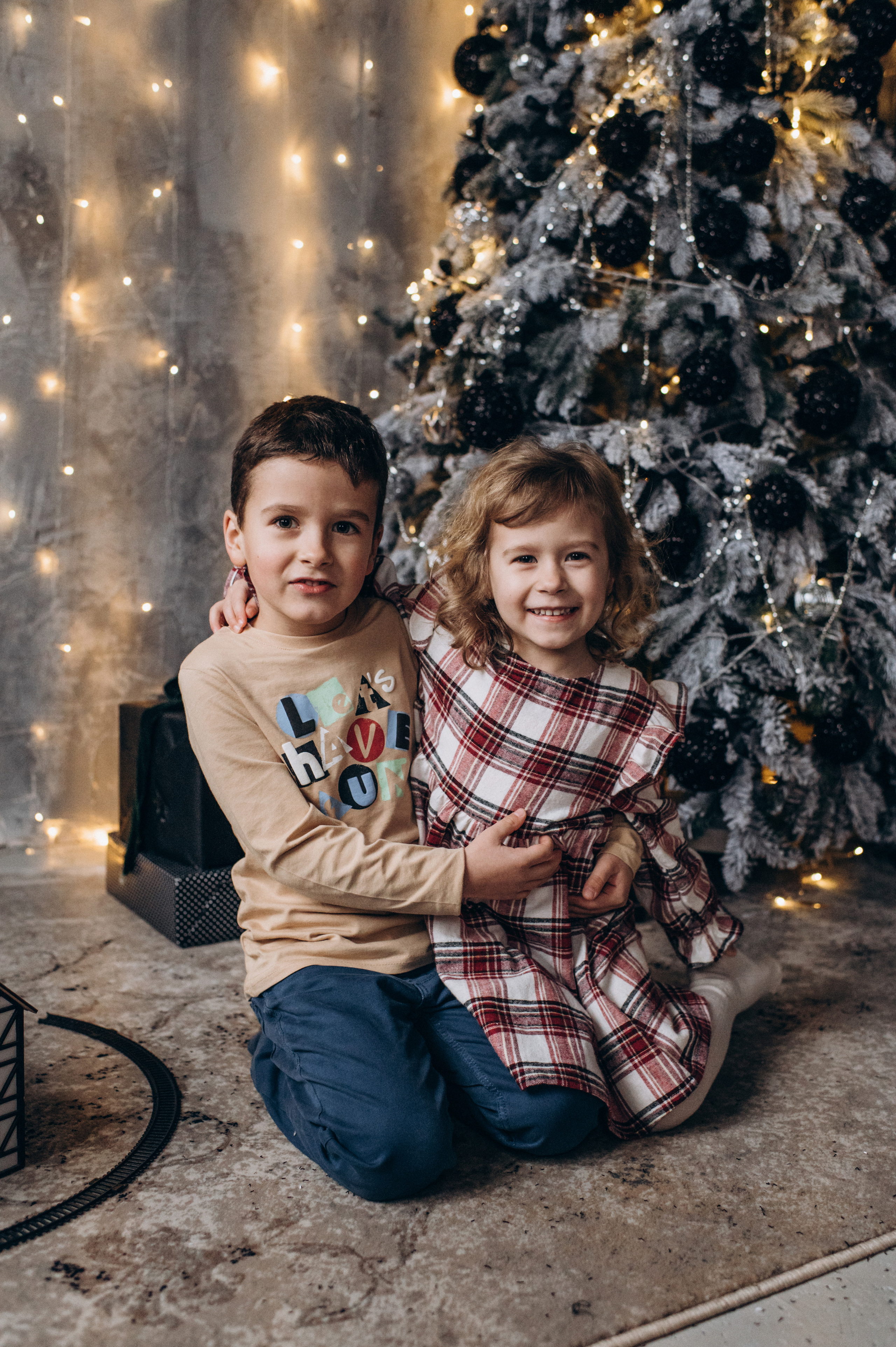 Новорічна сімейна зйомка у студії. Сімейний, дитячий та індивідуальний фотограф в м. Тернопіль, м. Львів