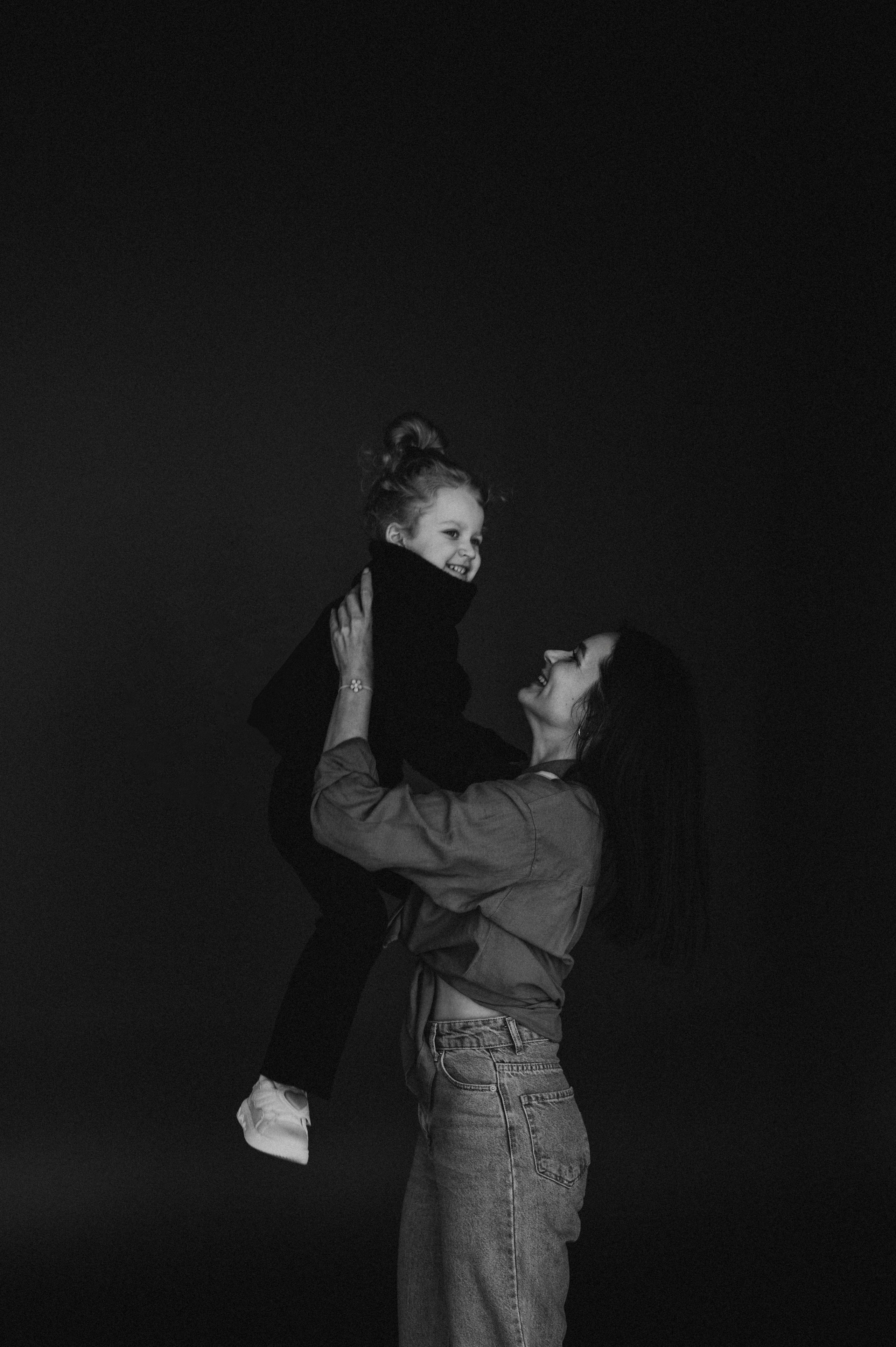 Сімейна фотосесія у студії, зйомка мами і дитини фотосесія Тернопіль Львів. Сімейний, дитячий та індивідуальний фотограф в м. Тернопіль, м. Львів